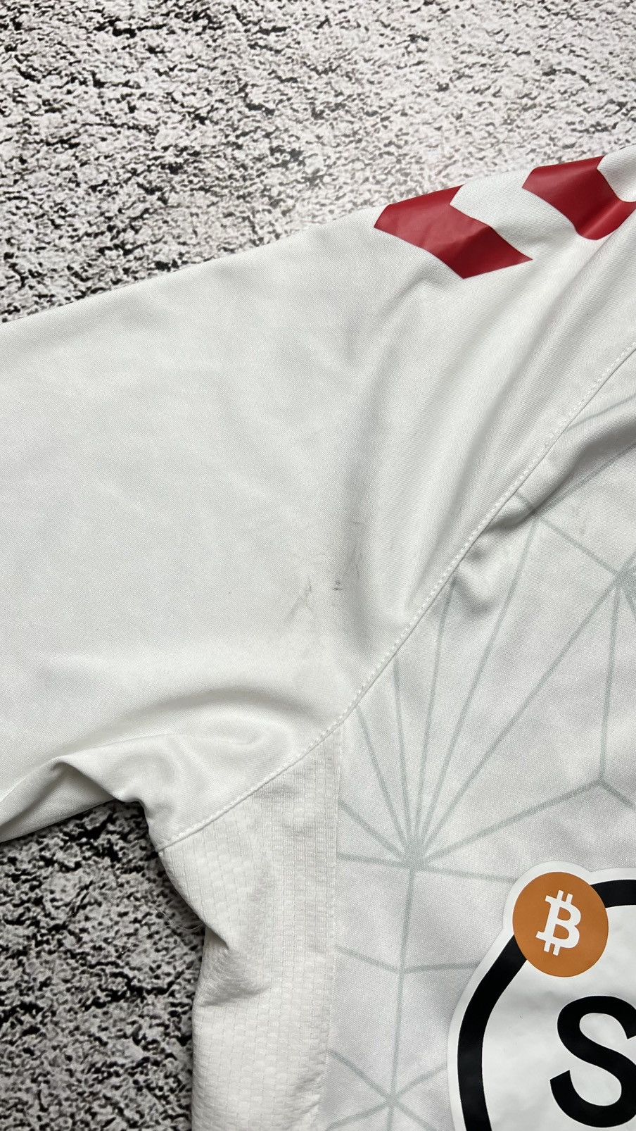 Hummel 2022-2023 Lyanco Vojnovic Southampton hummel jersey Size US S / EU 44-46 / 1 - 6 Thumbnail