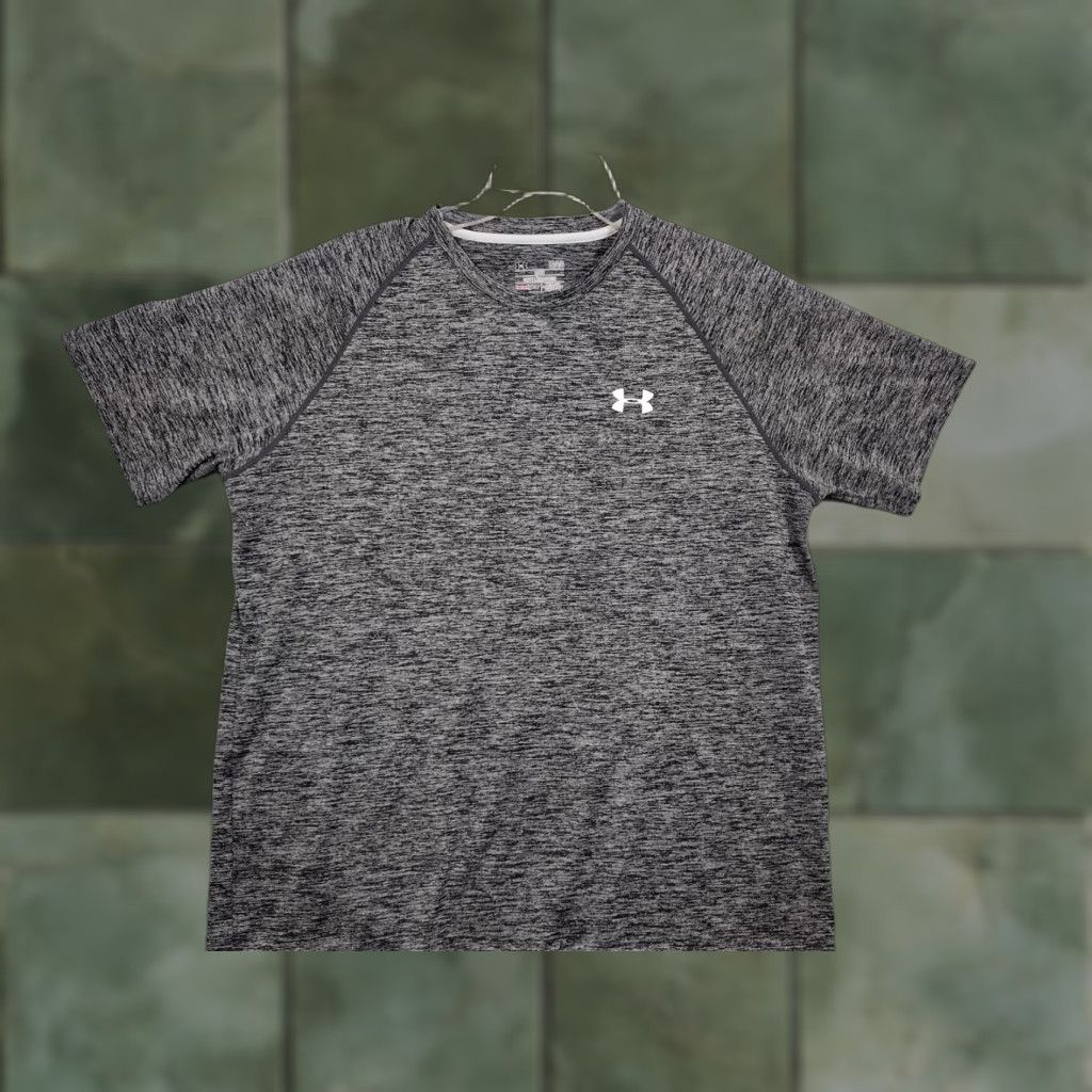 Under Armour Under Armour HeatGear T-Shirt Mens Large Black Gray Loose Fit Shirt Size US L / EU 52-54 / 3 - 1 Thumbnail