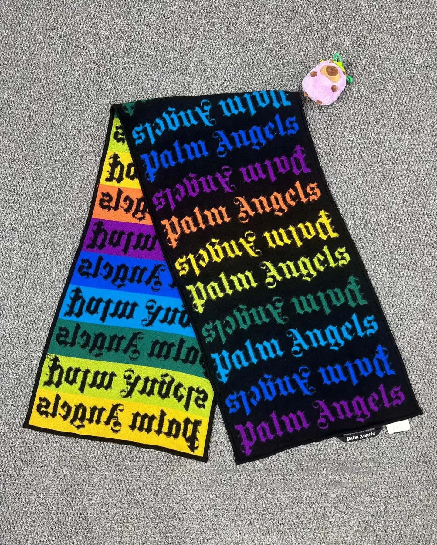 Palm Angels Palm Angels Colorful Printed Letter Logo Wool Scarf| Size ONE SIZE - 1 Thumbnail
