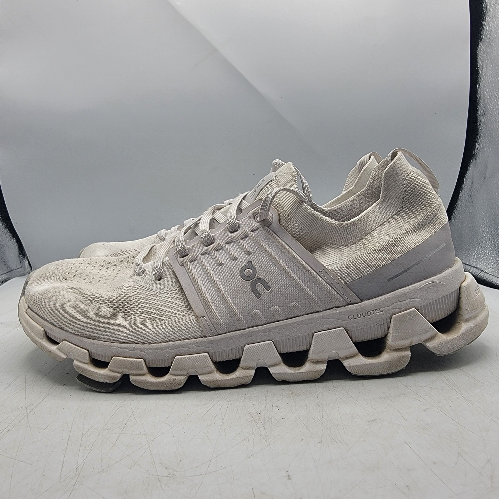 On ON Cloudswift 3 Womens 10 Triple White Running Shoes Athleti Size US 10 / IT 40 - 14 Thumbnail