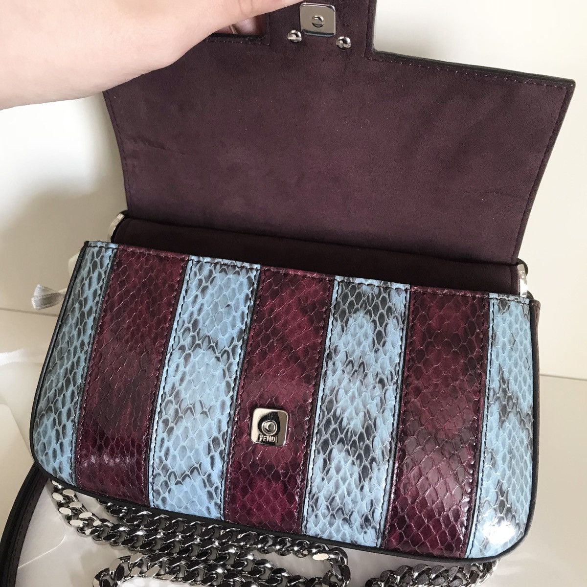 Fendi Fendi Python burgundy double baguette crossbody Size ONE SIZE - 14 Thumbnail