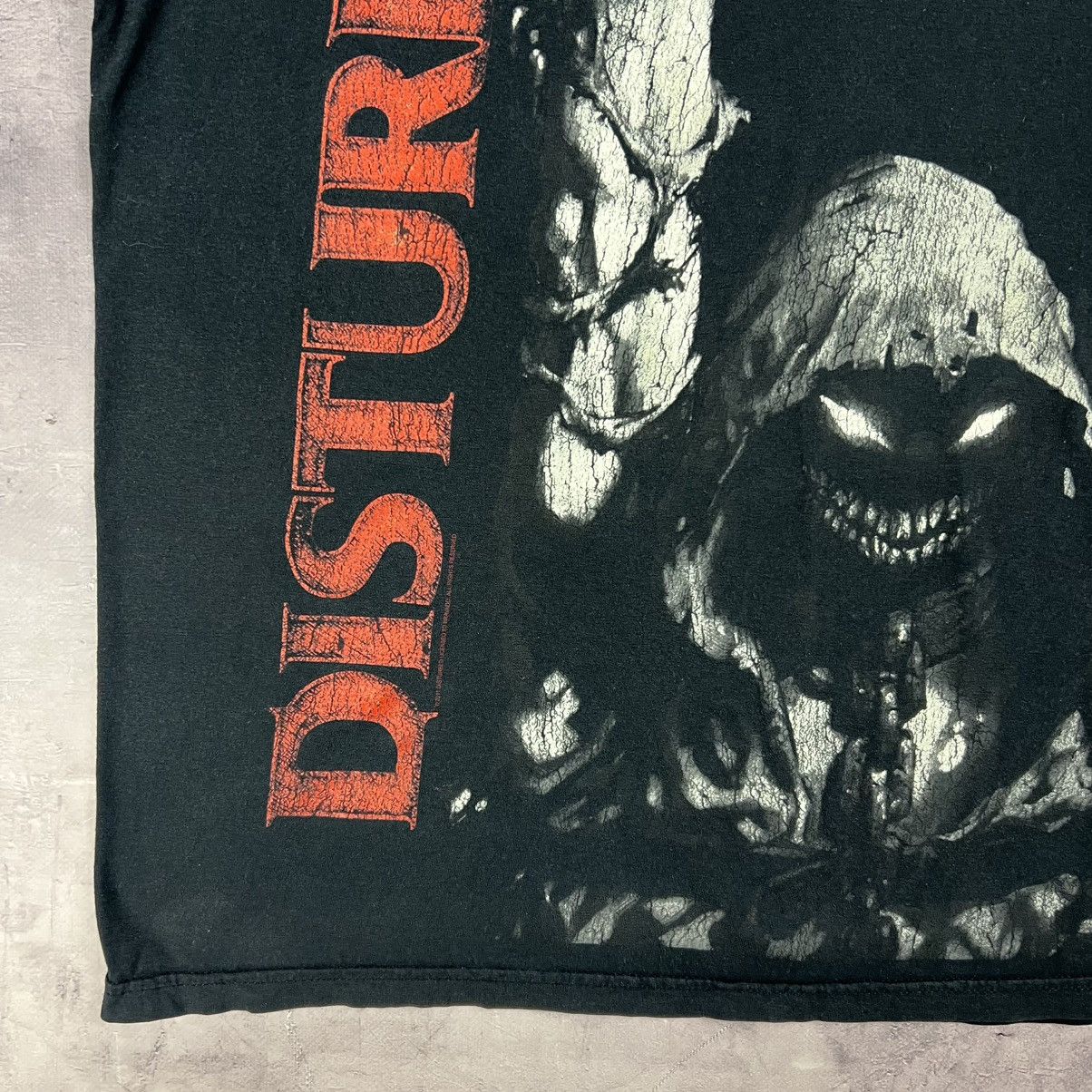 Band Tees Rare! Disturbed Vintage Overprint Tee 2011 Gildan Size US XL / EU 56 / 4 - 7 Thumbnail