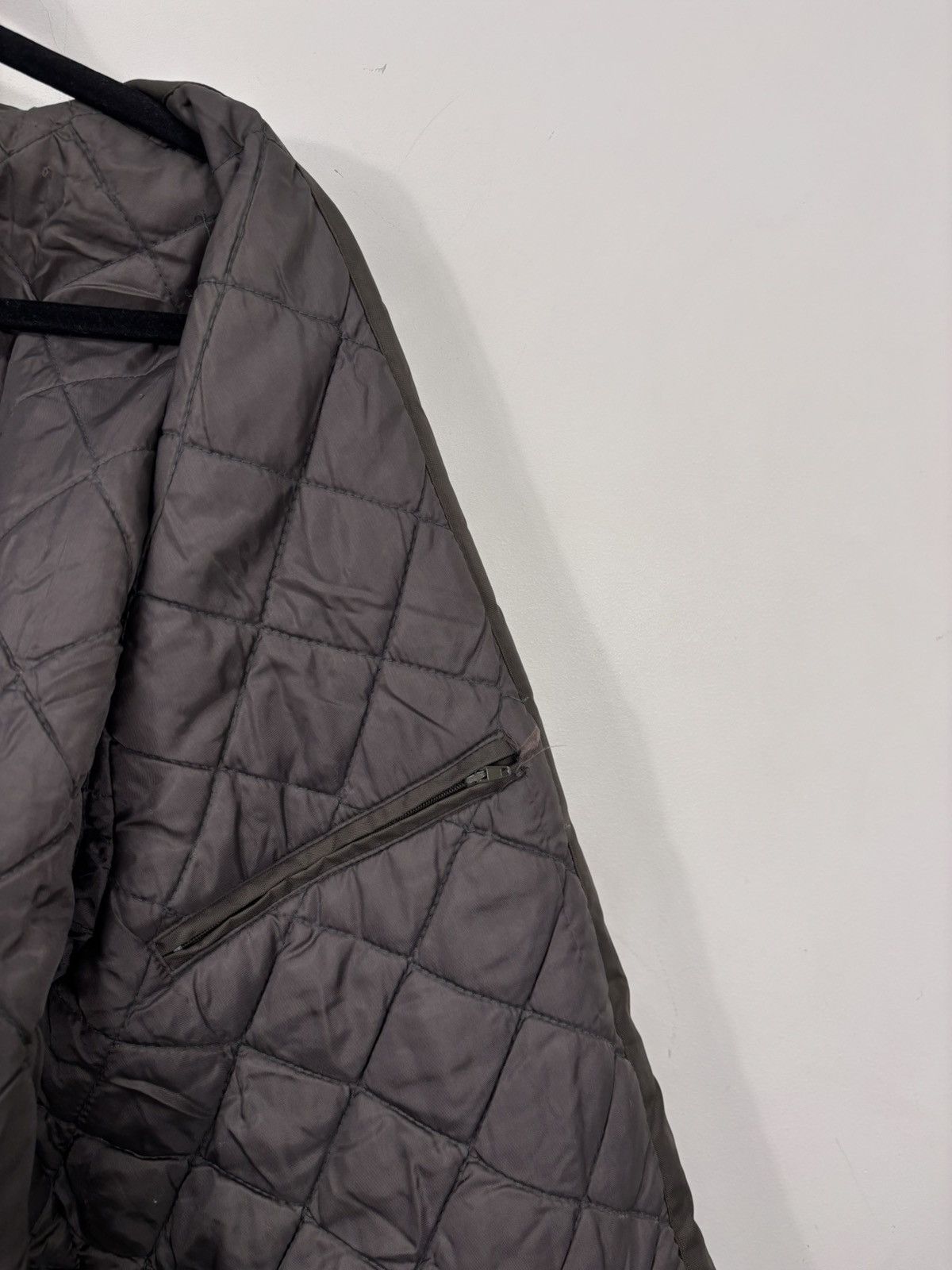 Valentino Vintage 1990s Valentino Sport Men’s Khaki Padded Jacket Coat Size US L / EU 52-54 / 3 - 16 Thumbnail