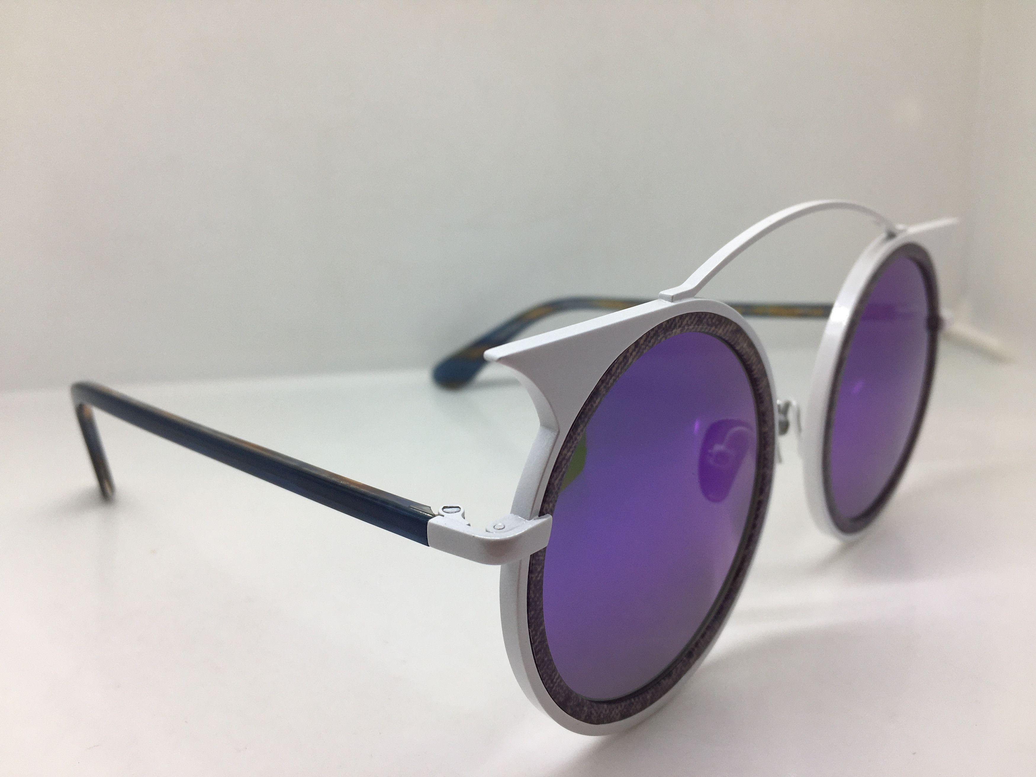 Other EOS E8510S White Round Sunglasses Frame Show Time Size ONE SIZE - 2 Thumbnail