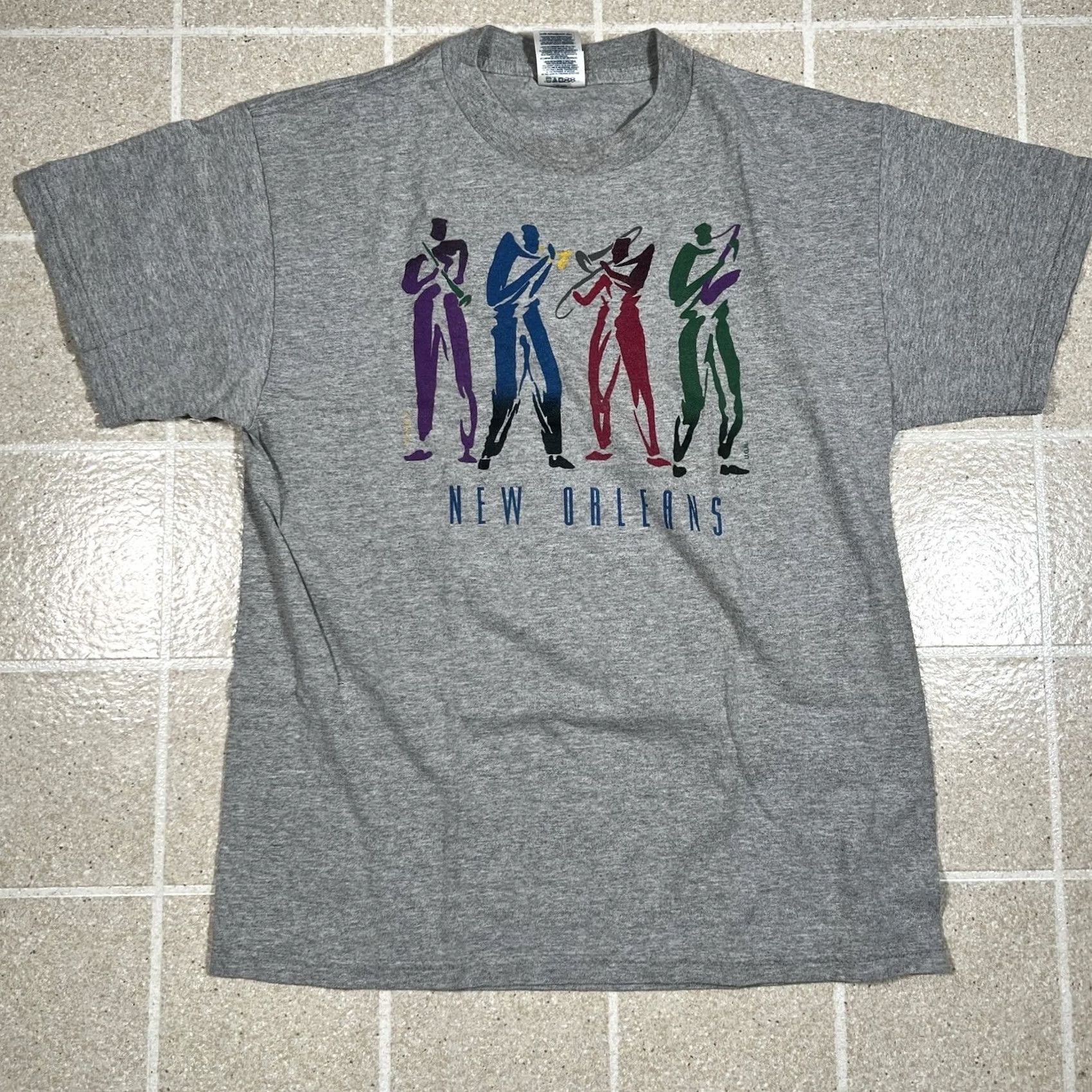Delta VINTAGE New Orleans T-Shirt Delta Hanes Heavyweight Gray Short Sleeve Top Mens M XL Size Regular Adult Medium 1992 Size US M / EU 48-50 / 2 - 2 Thumbnail