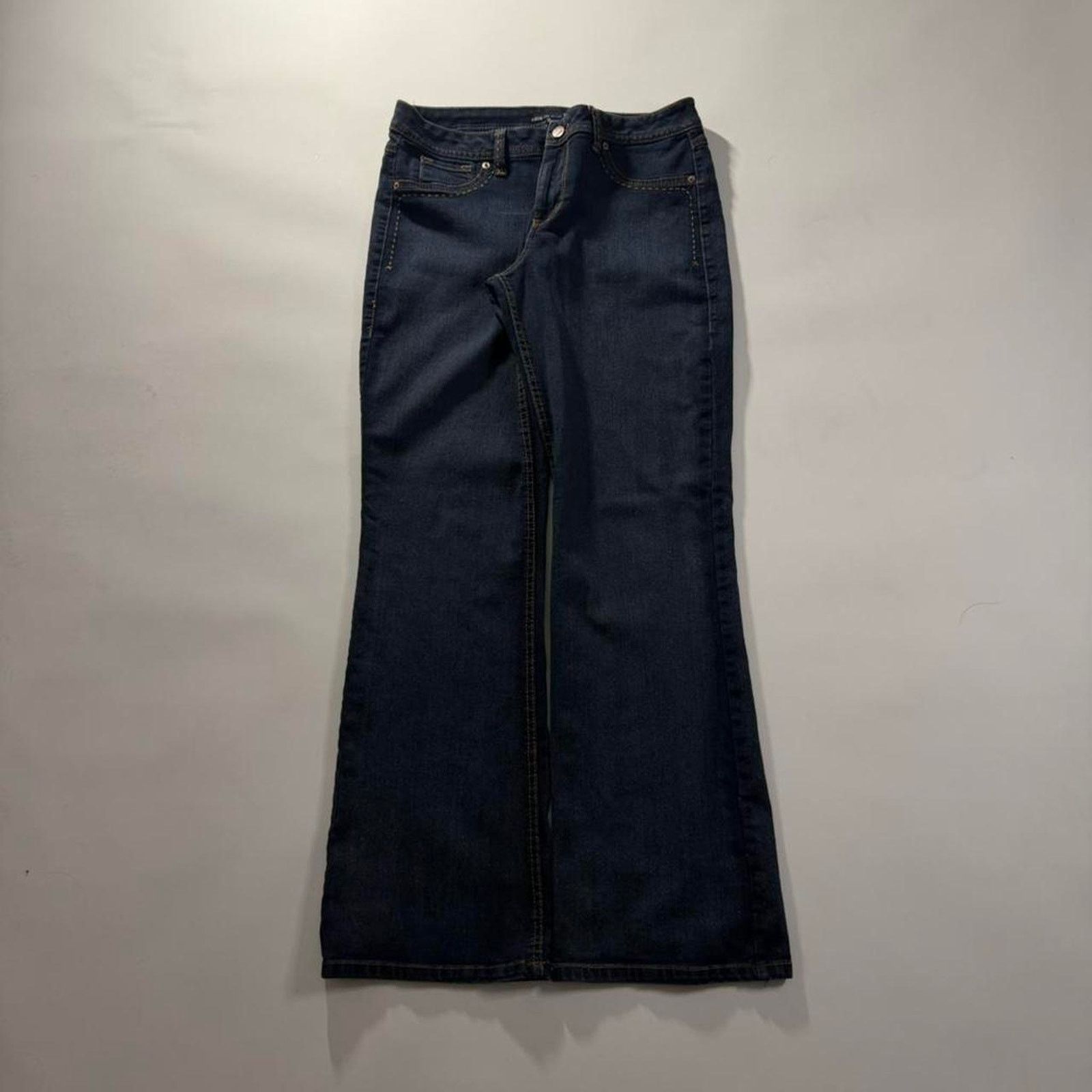 Vintage vintage 2000s flared fade to blue darkwash y2k bootcut jeans Size 34" / US 12 / IT 48 - 2 Thumbnail