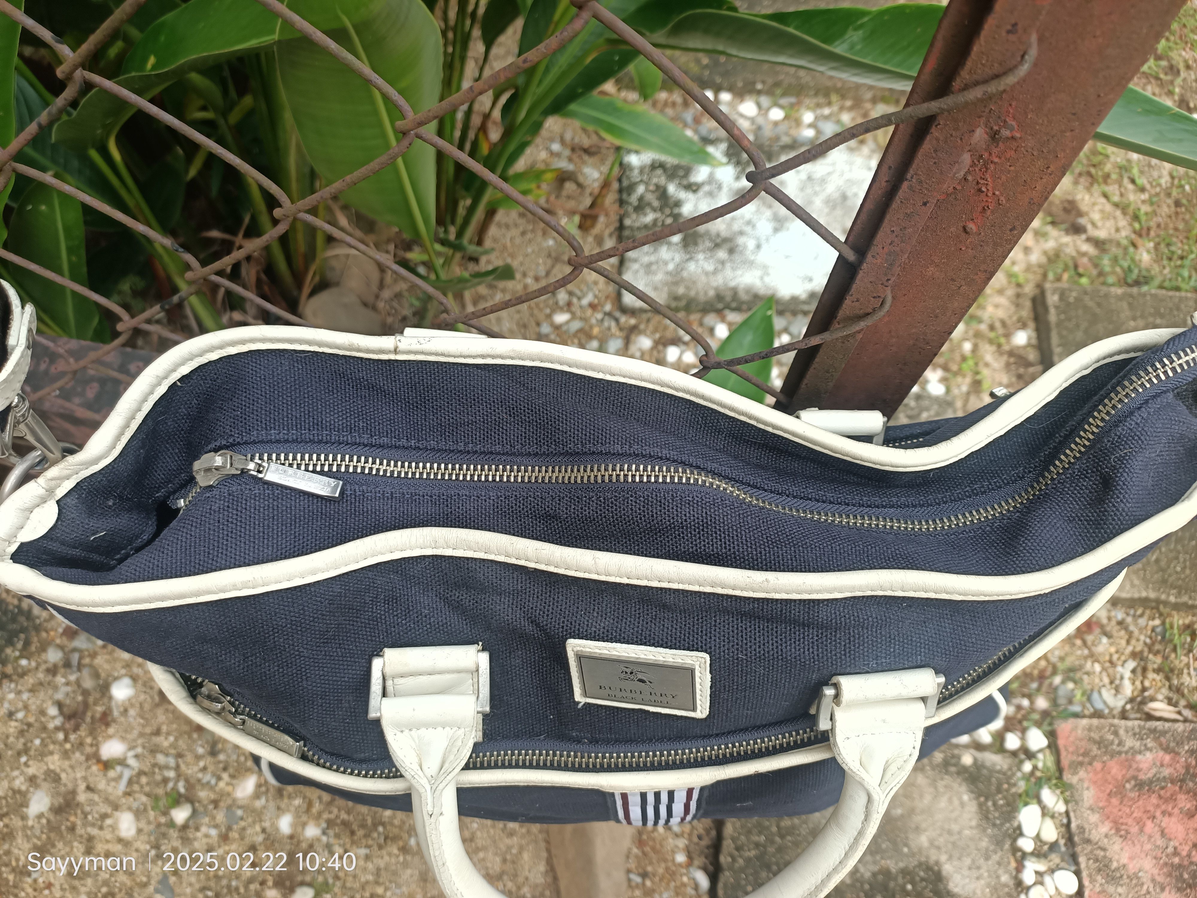 Black Label × Burberry Burberry Black Label Messenger Bag Size ONE SIZE - 10 Thumbnail