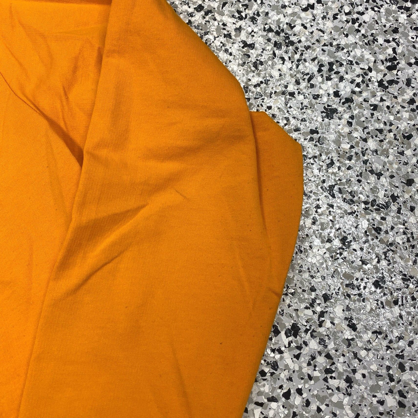 Vintage VINTAGE University of Tennessee Vols L/S USA Size Large Orange Long Sleeve Shirt Mens 90s Size US L / EU 52-54 / 3 - 3 Thumbnail