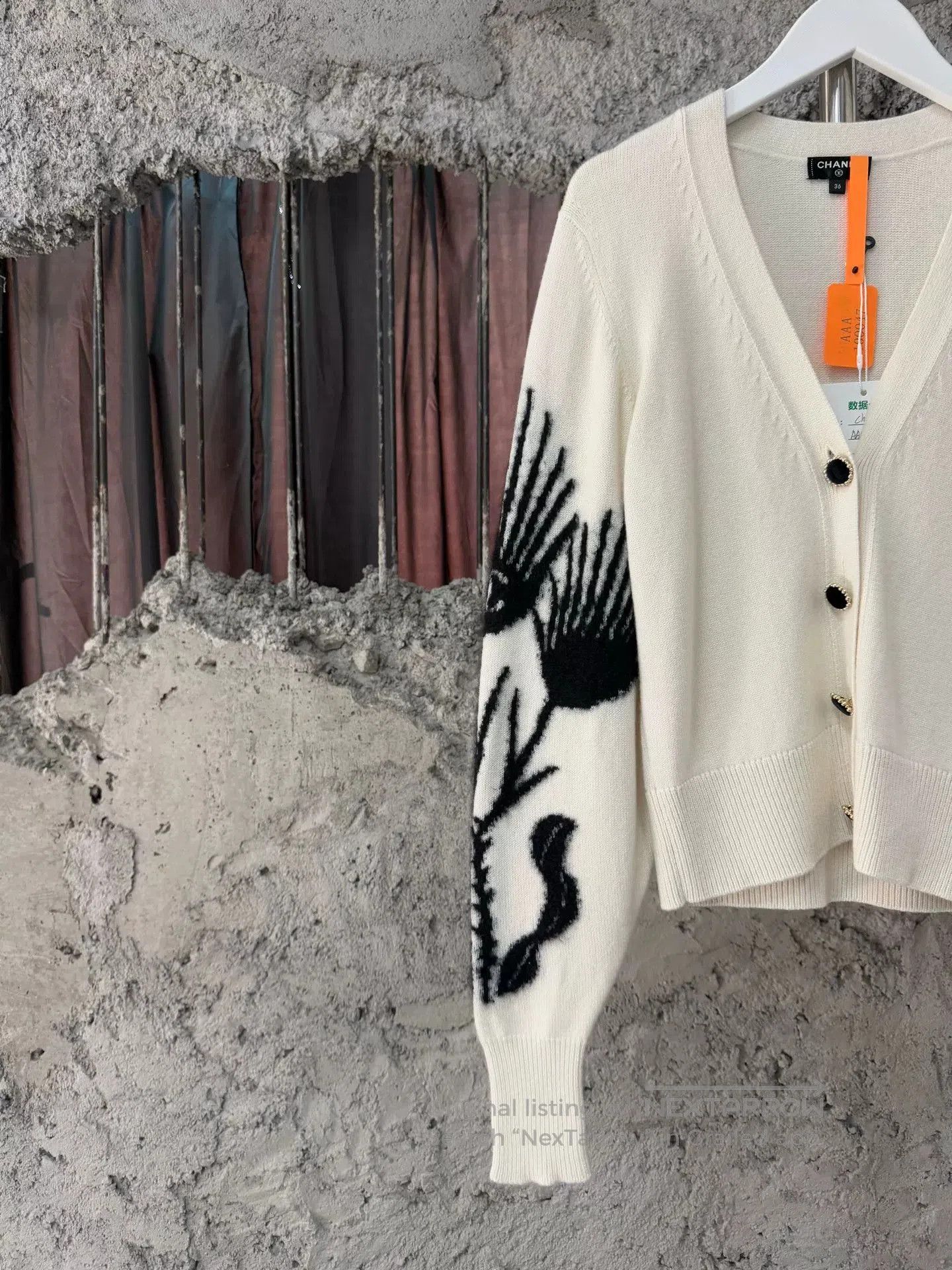 Chanel Chanel Wing Design Cardigan. Size US XS / EU 42 / 0 - 3 Thumbnail