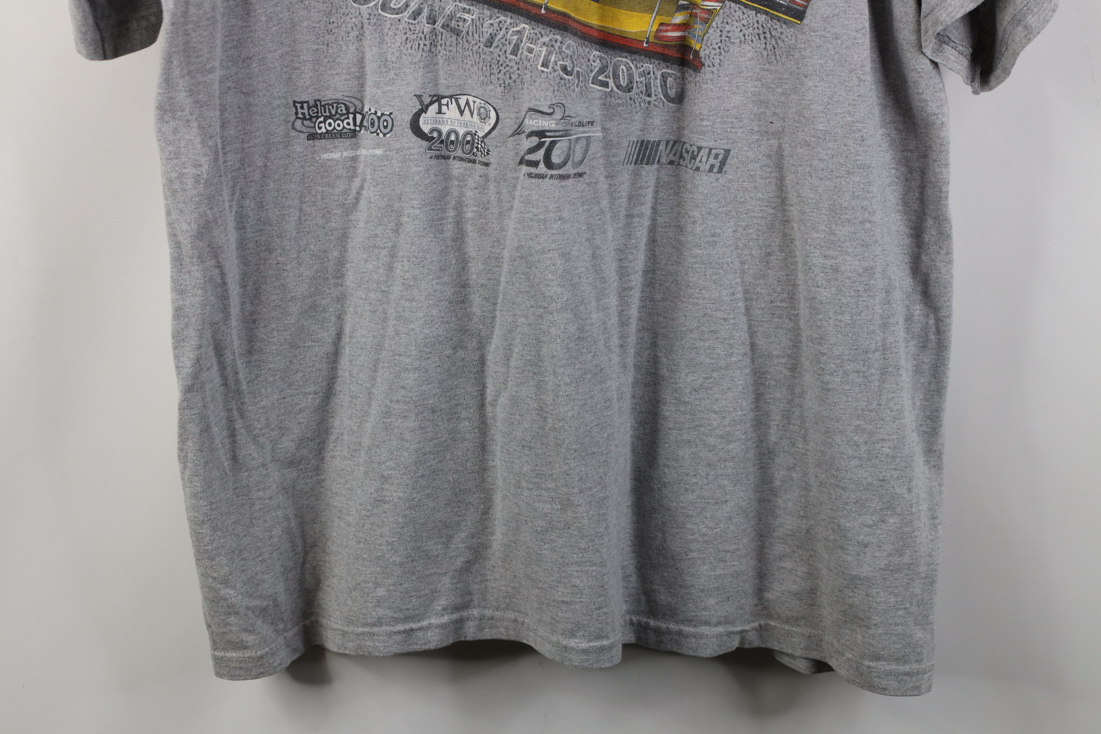 Vintage Vintage Y2K NASCAR Michigan International Speedway T-Shirt Size US XL / EU 56 / 4 - 16 Thumbnail