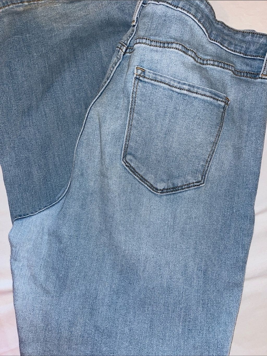 Old Navy Old Navy women’s Light Blue distressed Bootcut Jeans Size 38" / US 16 / IT 52 - 3 Thumbnail