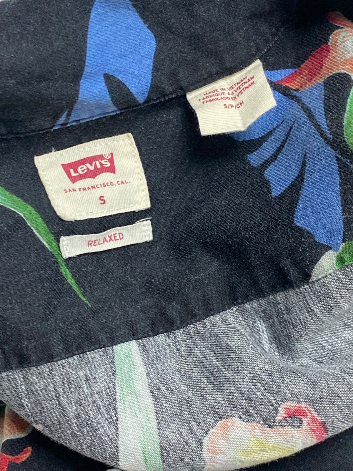 Levi's Vintage LEVI'S Flowers Pattern Black Button Up Shirt Size US M / EU 48-50 / 2 - 4 Thumbnail