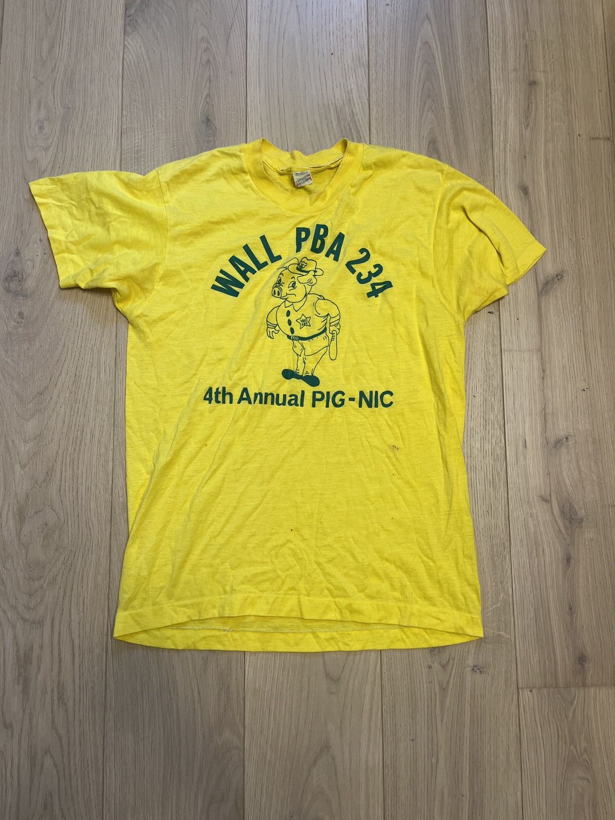Other 1980’s scream stars pig-nic t-shirt Size US L / EU 52-54 / 3 - 1 Thumbnail