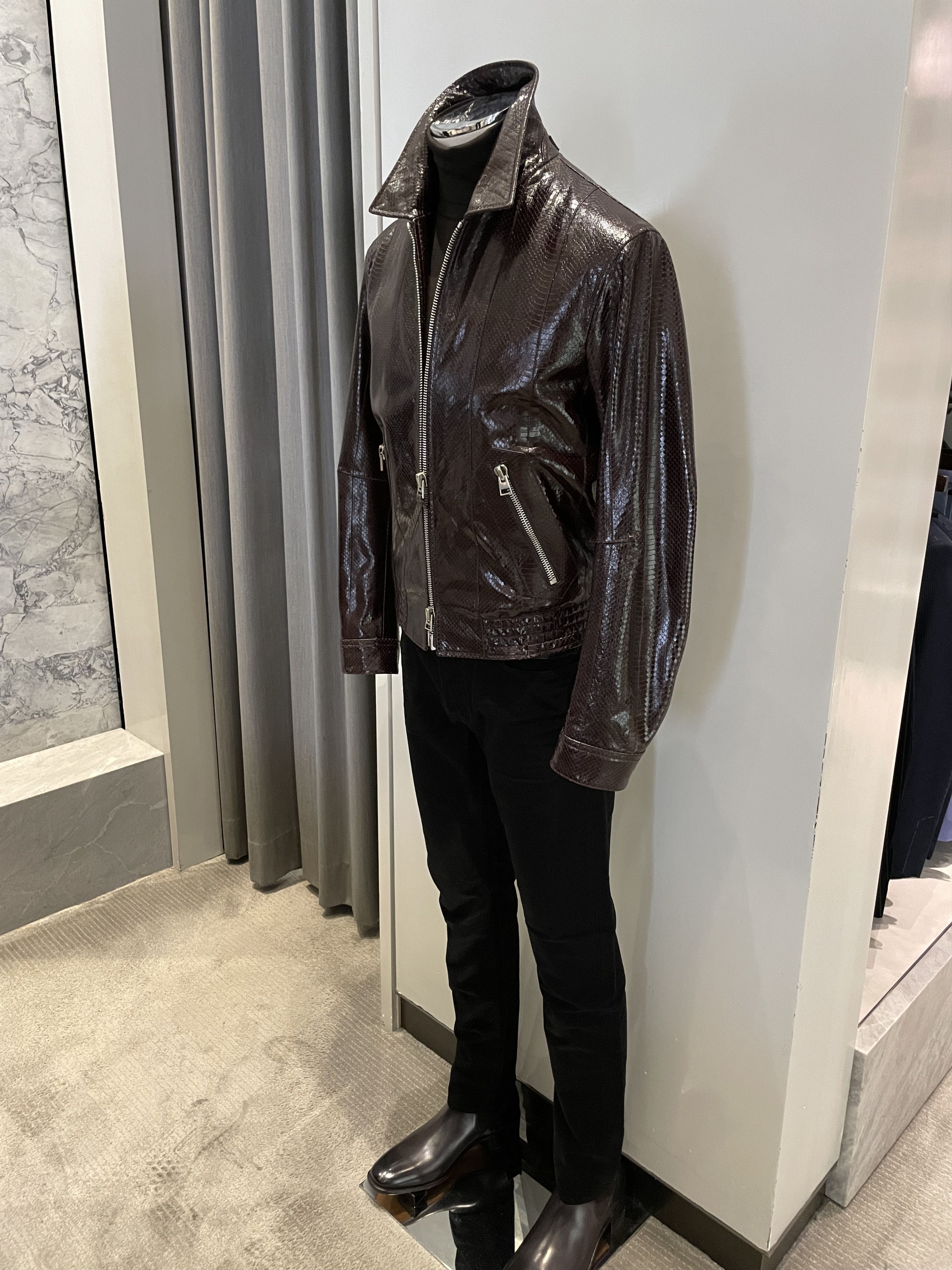 Tom Ford Fits smaller, Ultimate NWT $10,700 w/tax Python Jacket Size US XL / EU 56 / 4 - 3 Thumbnail
