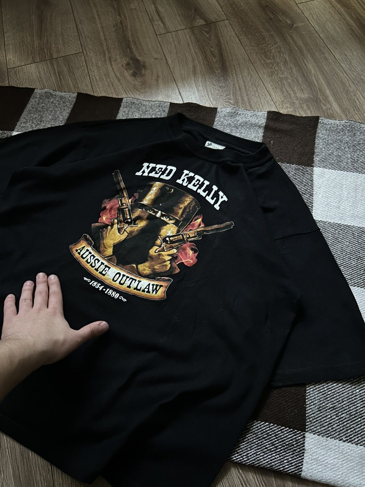 Vintage Vintage Ned Kelly Aussie Outlaw big logo rock shirt Size US XL / EU 56 / 4 - 2 Thumbnail