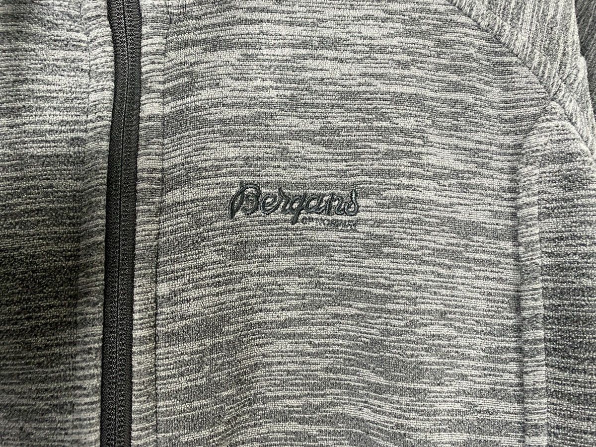 Bergans Men’s Bergen’s of Norway Jacket Outdoor Size Medium Size US M / EU 48-50 / 2 - 4 Thumbnail