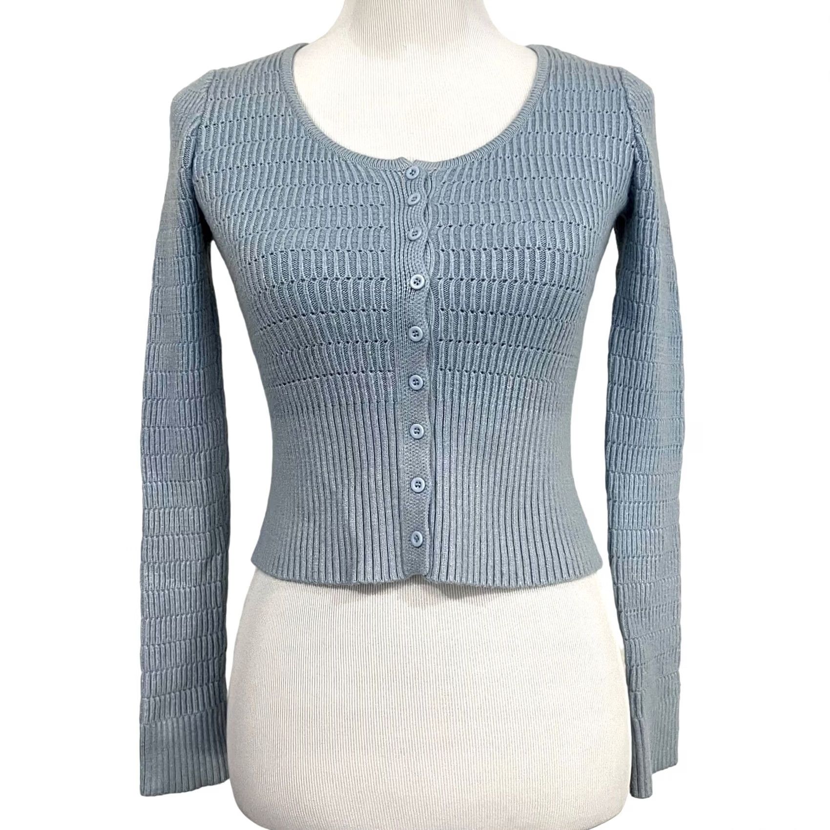 Rsq RSQ Ribbed Knit Cropped Top Sweater Blue Button Front Scoop Neck XS Womens Cropped Knit Top Blouse Size XS / US 0-2 / IT 36-38 - 2 Thumbnail