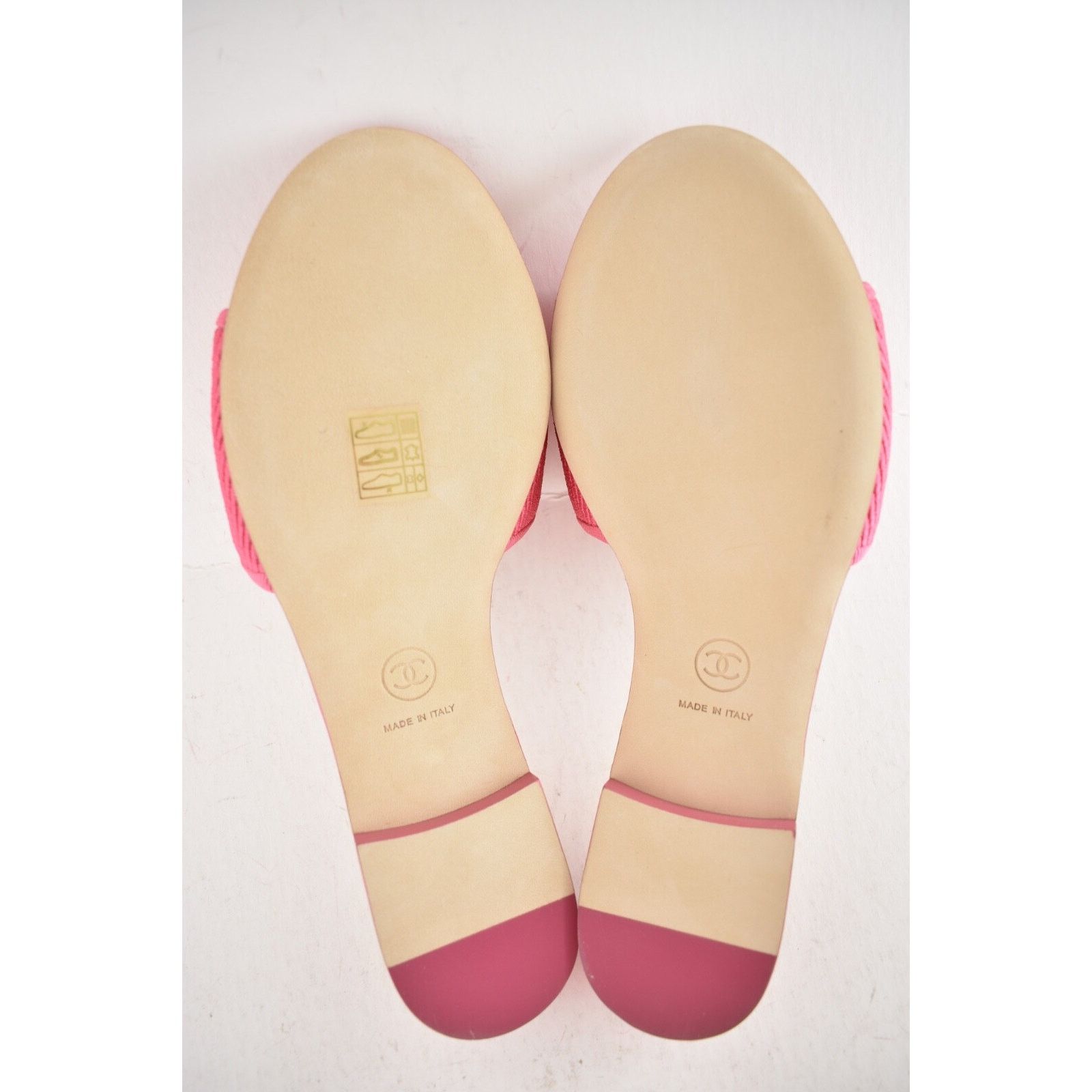 Chanel Chanel 24P Dark Pink Embroidered CC Logo Bow Tie Mule Size US 10 / IT 40 - 16 Thumbnail
