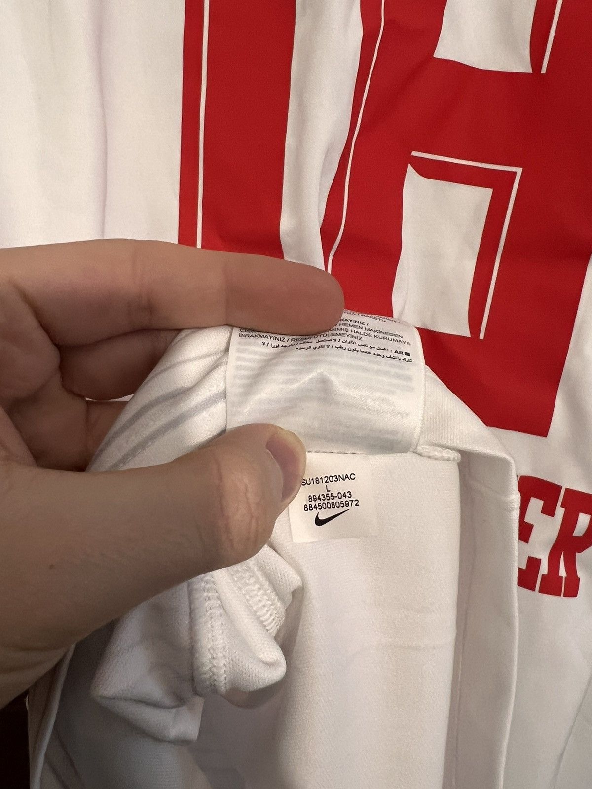 Nike Rare Nike Fc Augsburg Germany Bundesleageue Football Jersey Size US L / EU 52-54 / 3 - 10 Thumbnail