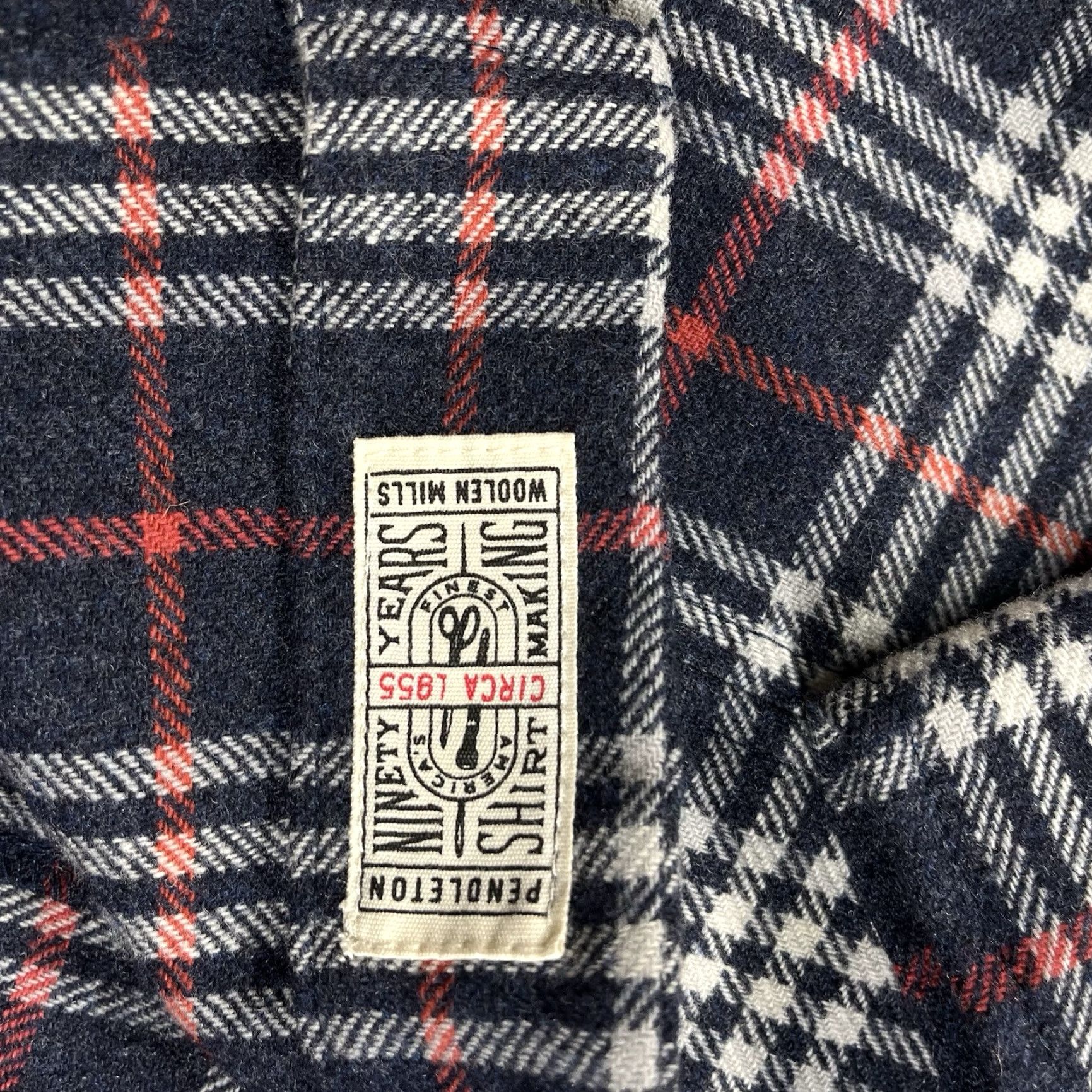 Pendleton VINTAGE Pendleton Flannel Shirt Button Front Womens Medium Plaid Blue Wool USA Size M / US 6-8 / IT 42-44 - 4 Thumbnail
