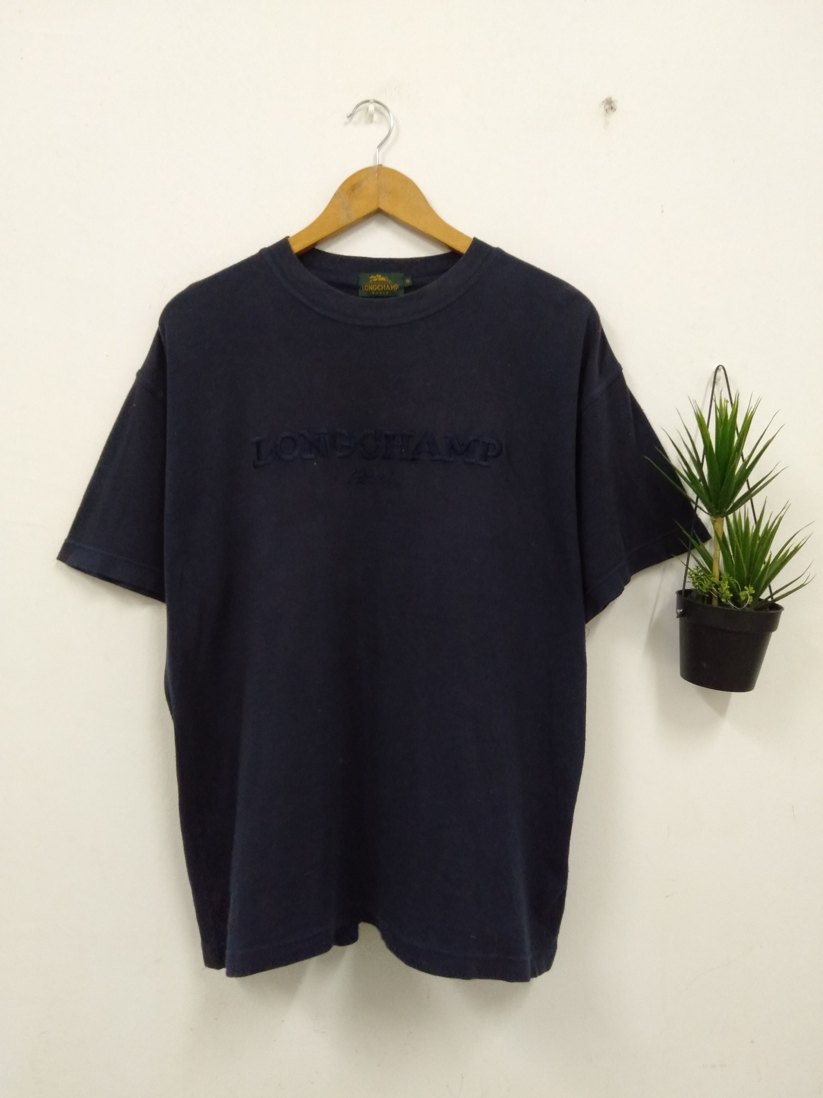 Vintage Longchamp Embroidery Logo spell out t shirt