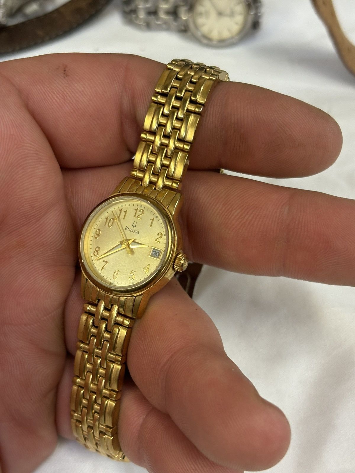 Bulova Bulova C960599 Gold Tone Womens Watch! New Battery. Size ONE SIZE - 4 Thumbnail