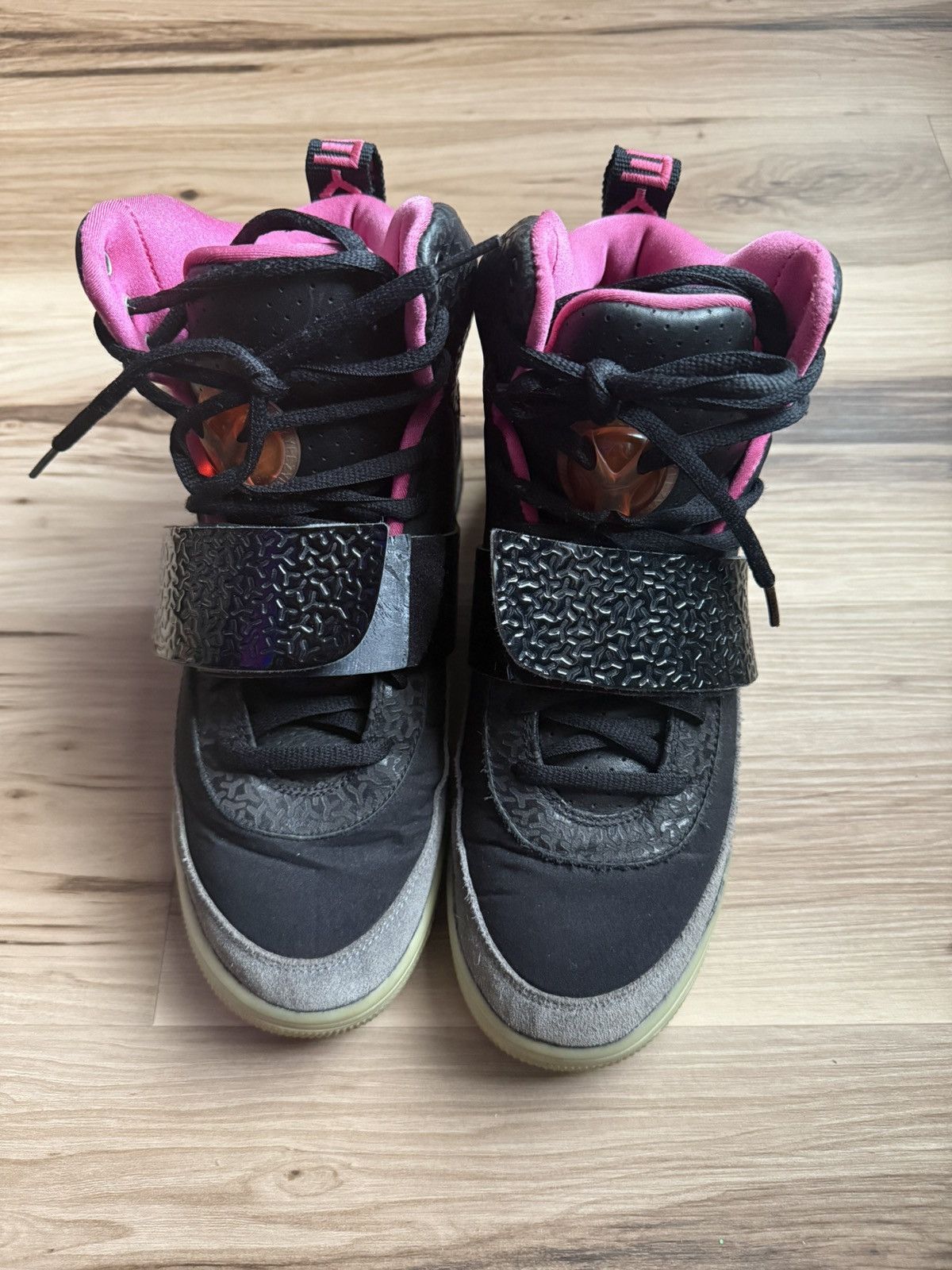 Kanye West × Nike Nike Air Yeezy 1 Blink Size US 10.5 / EU 43-44 - 1 Thumbnail