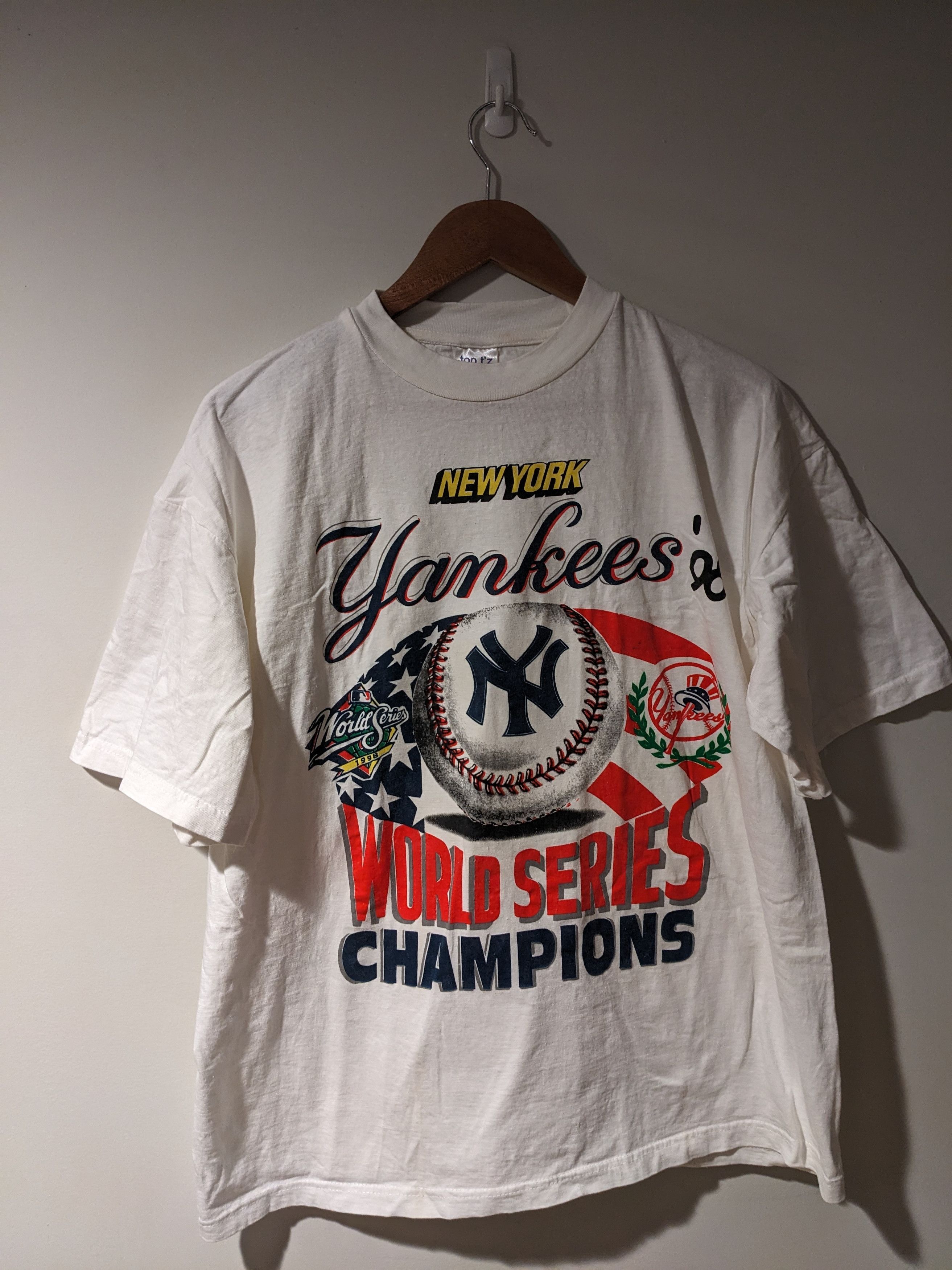 New York Yankees × Vintage Vintage 1998 New York Yankees World Series ChampionT-Shirt Size US XL / EU 56 / 4 - 1 Thumbnail