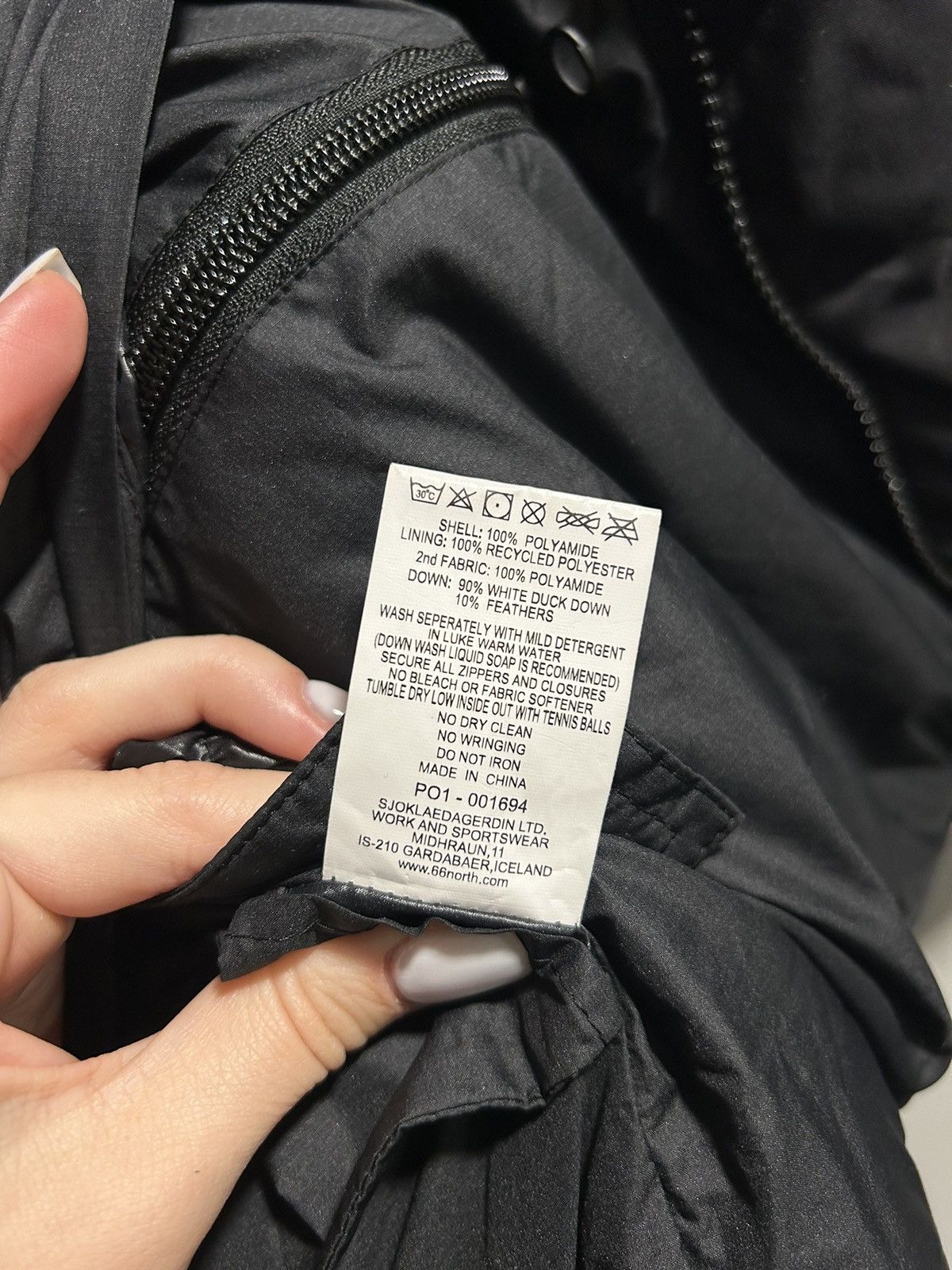 66 North Black 66 North down jacket unisex Size XS / US 0-2 / IT 36-38 - 10 Thumbnail
