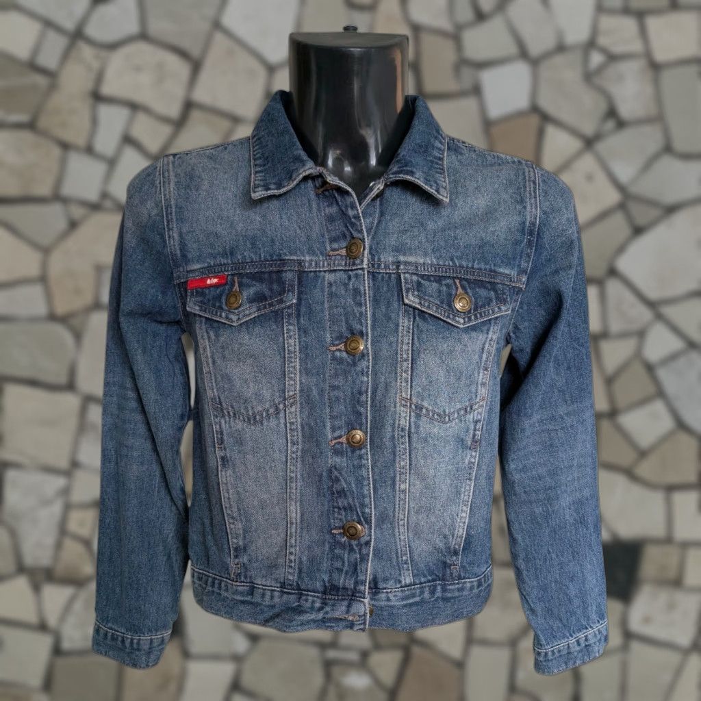 Vintage Lee Cooper Denim Jacket – Size 10 – Classic Blue – Denim Trucker Jacket – Women – Grade A – 100% Cotton Size L / US 10 / IT 46 - 1 Thumbnail