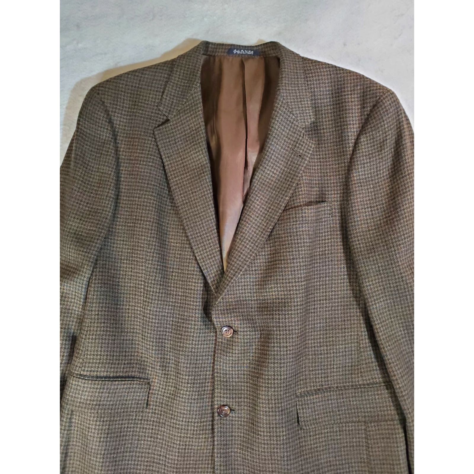 Austin Reed VINTAGE Austin Reed Signature Herringbone Tweed 2-Button Blazer 100% Wool Mens Jacket Sport Coat Brown Regular 44 No Stains Size 44R - 2 Thumbnail