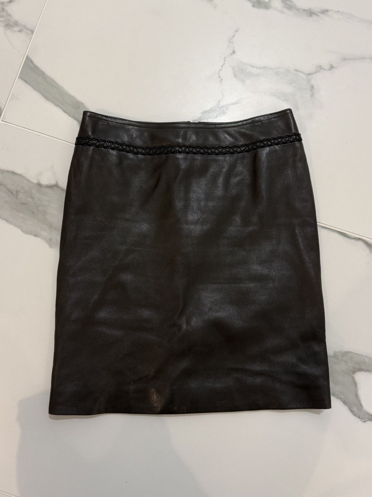 Chanel Chanel 1994 RTW leather mini skirt Size 38" / US 16 / IT 52 - 1 Thumbnail