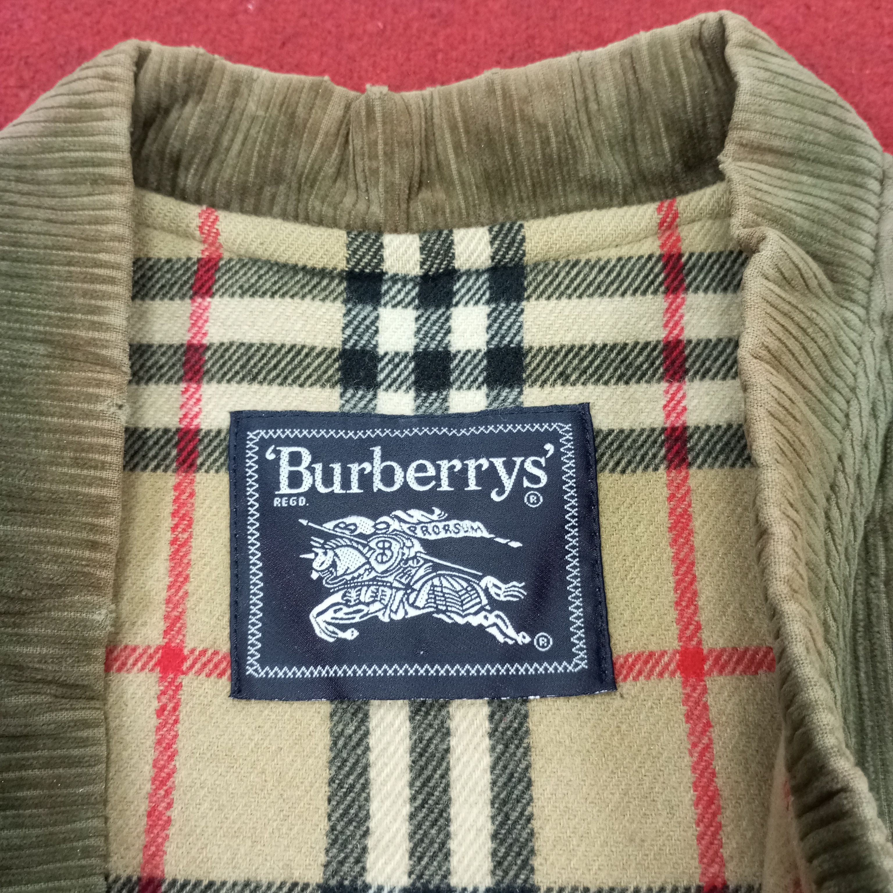 Burberry × Vintage Burberrys Fashion Style Pocket Design Velvet Vest Size US M / EU 48-50 / 2 - 6 Thumbnail