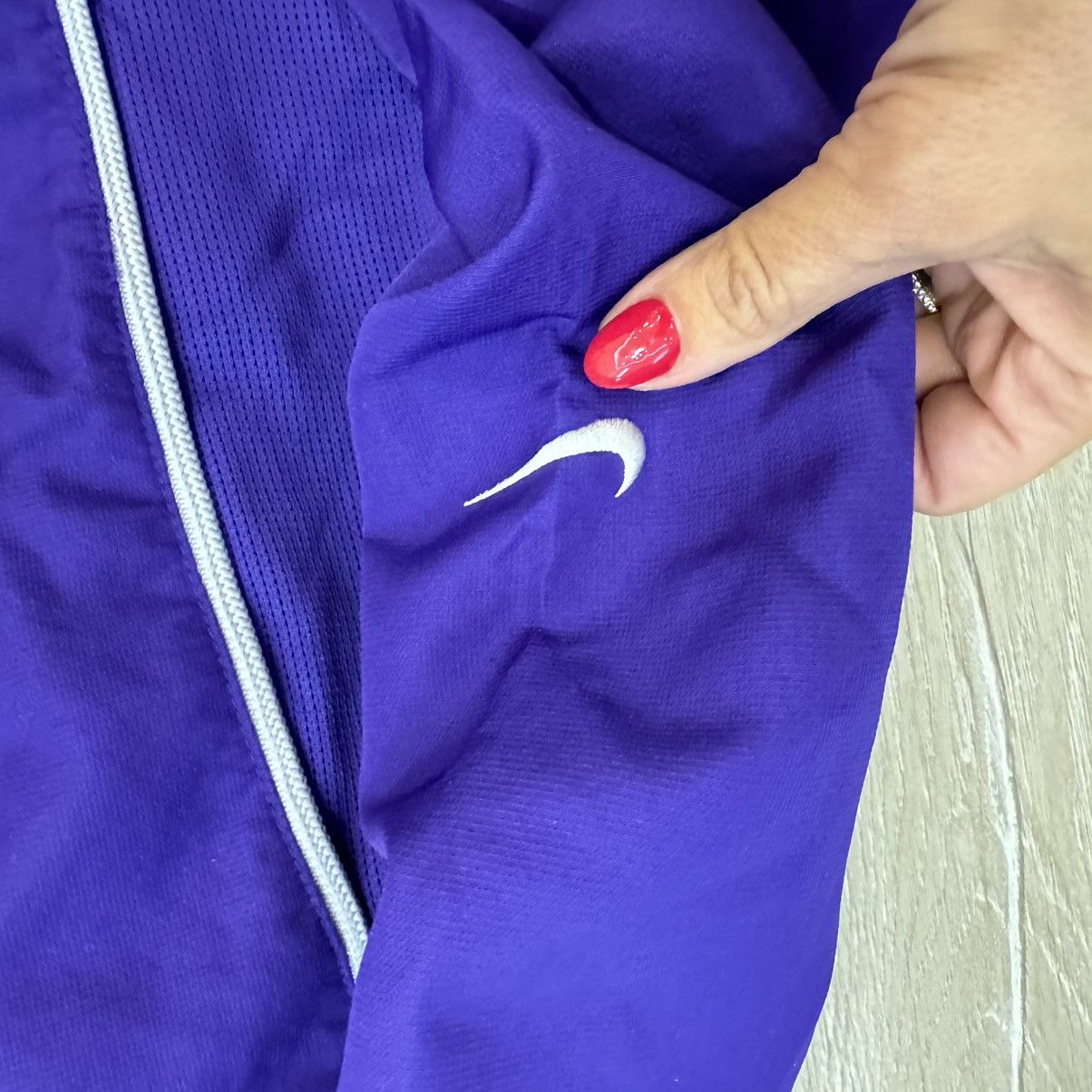 Vintage Nike Authentic Team Shirt Trojans Pullover Storm Jacket S Size US S / EU 44-46 / 1 - 7 Thumbnail