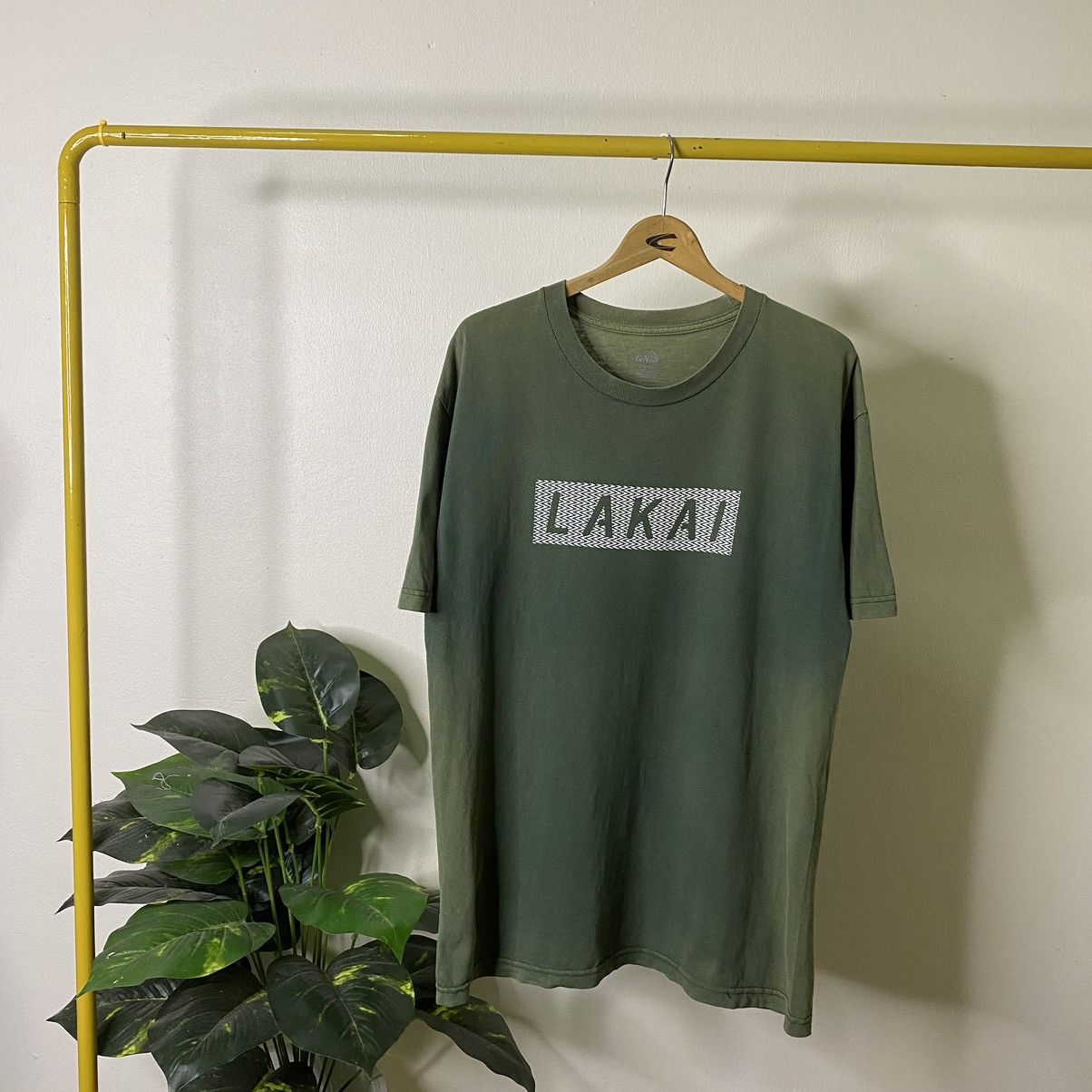 Lakai × Vintage Vintage Y2K Lakai Skateboard Box Logo Sunfaded Tee Size US L / EU 52-54 / 3 - 1 Thumbnail