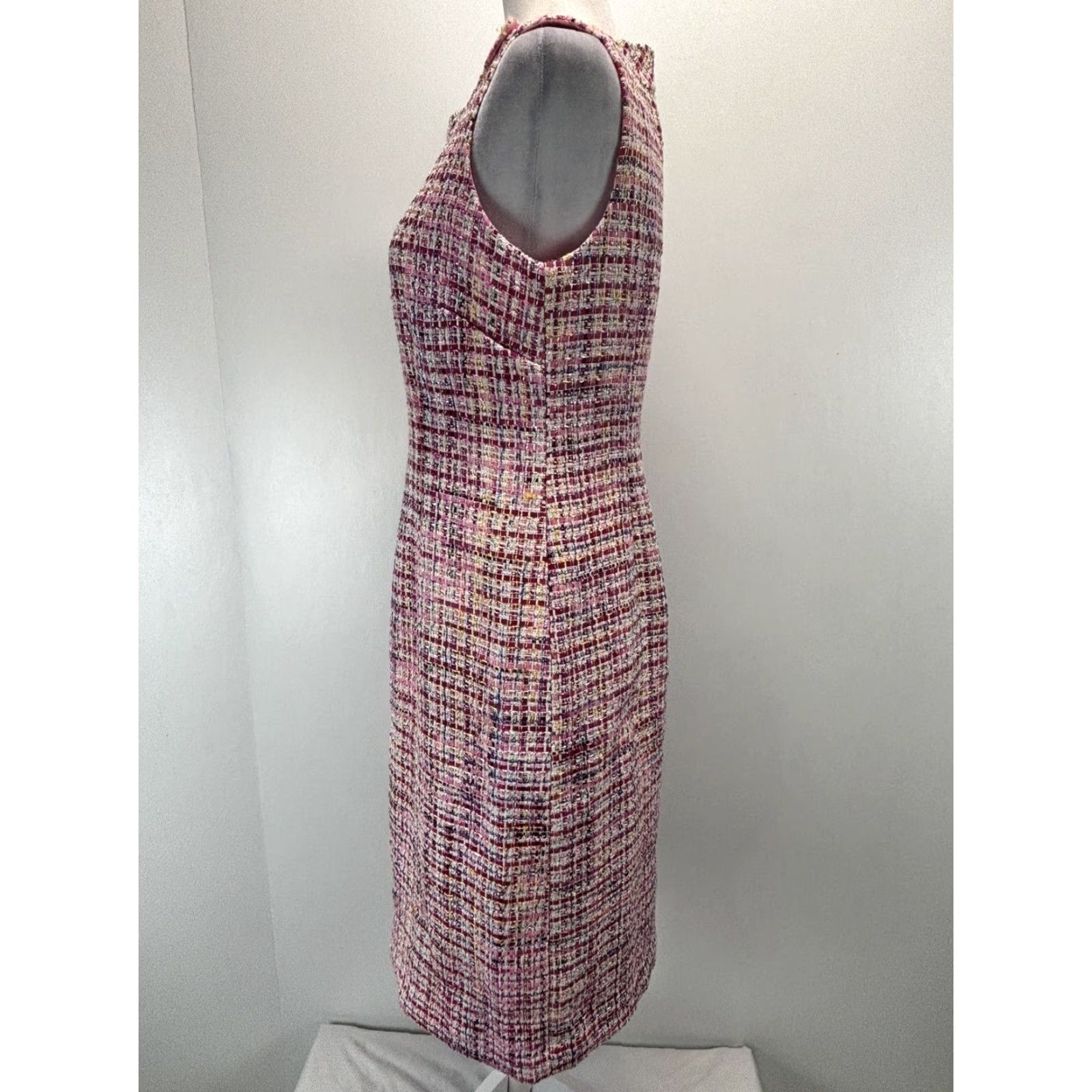 Talbots Talbots Women's Sleeveless Tweed Dress Jumper Size 4, Preppy Classic Sheath, Knee Length, Multicolor Size S / US 4 / IT 40 - 2 Thumbnail