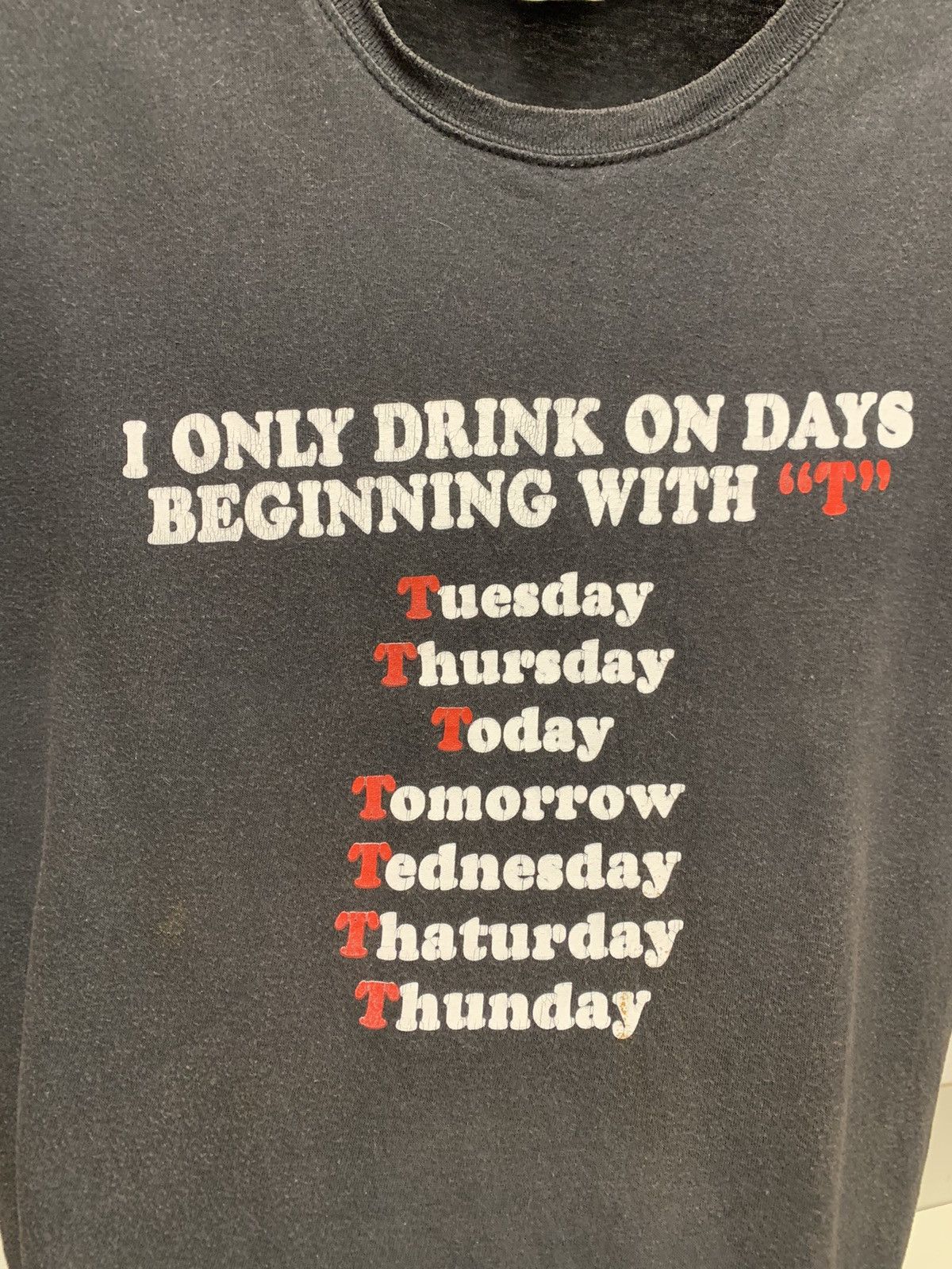 Vintage I only drink on days vintage funny humor Vodka t-shirt L Xl Size US L / EU 52-54 / 3 - 5 Thumbnail