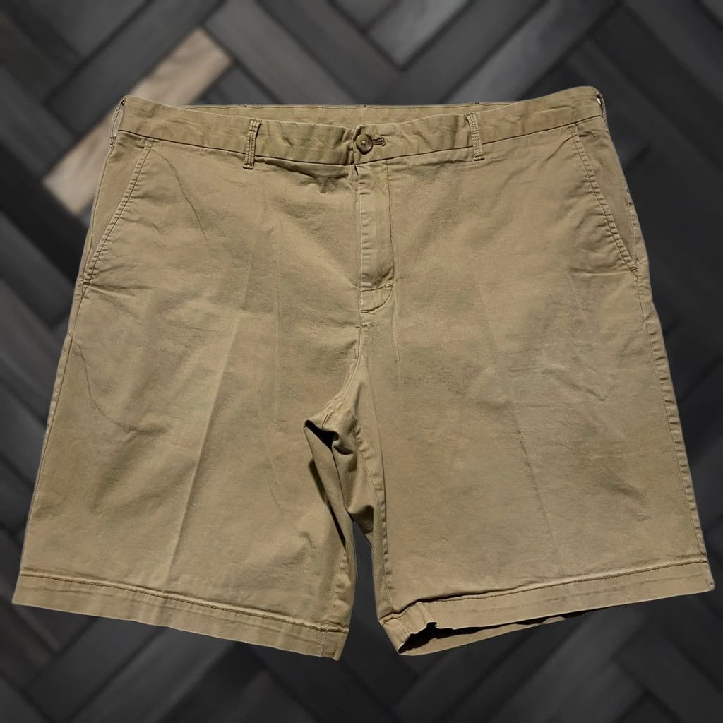 Izod IZOD Chino Shorts Regular 40 Mens Khaki Tan Stretch Cotton Breathable Zip Fly Pockets Embroidered Logo Solid Golf Casual Summer Size US 40 / EU 56 - 1 Thumbnail
