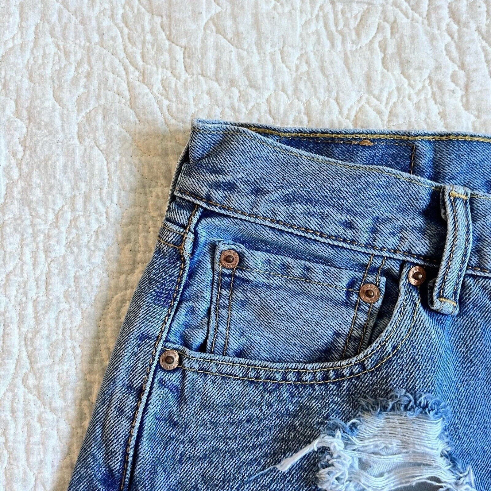 Levi's Levi’s 501 Womens Distressed Shorts Blue Denim Short Light W Size 28" / US 6 / IT 42 - 2 Thumbnail