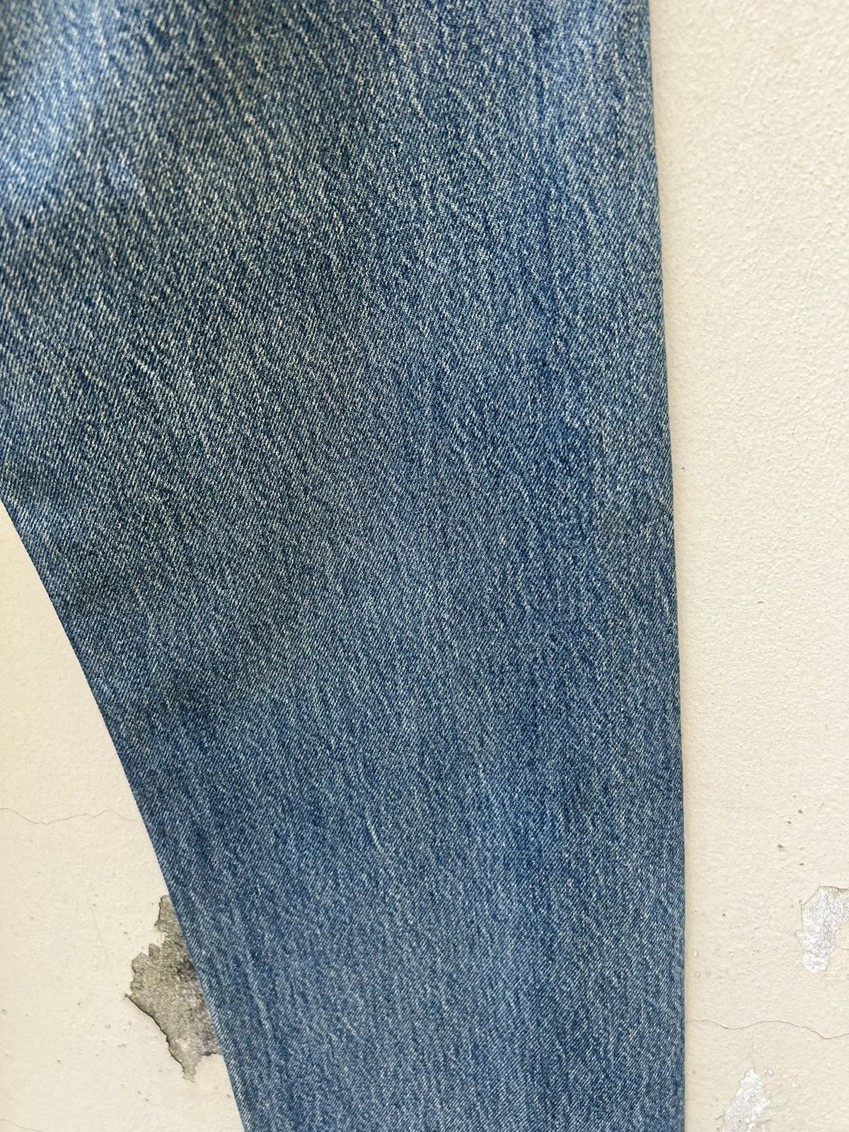 Levi's Vintage 80s Levi’s 501 Distressed Muddy Denim Jeans Size US 31 - 20 Thumbnail