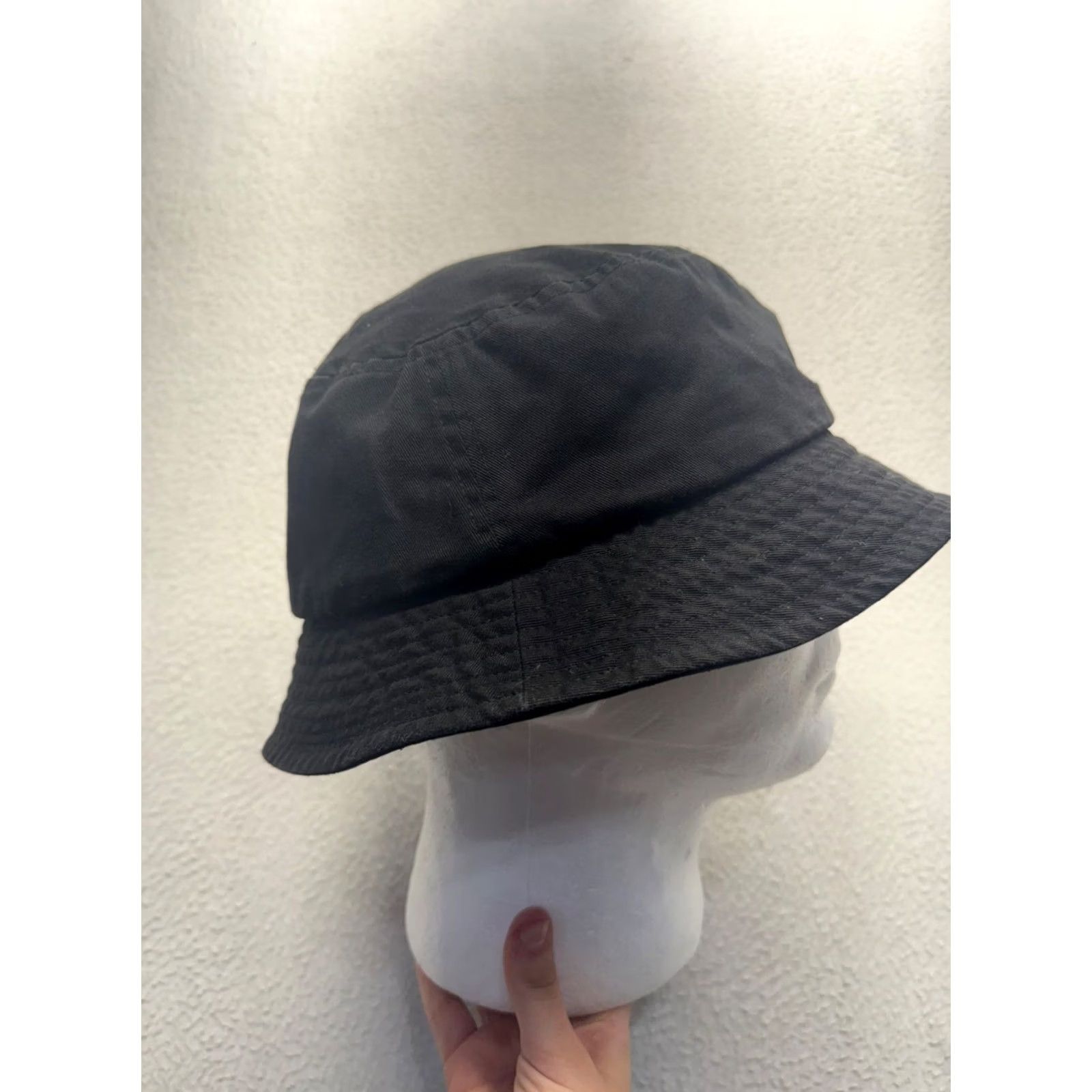 Kangol VINTAGE Kangol Black Bucket Hat Mens M Cotton Casual Style 9216 Kangaroo Logo Embroidered Black Hat Mens M Size ONE SIZE - 3 Thumbnail