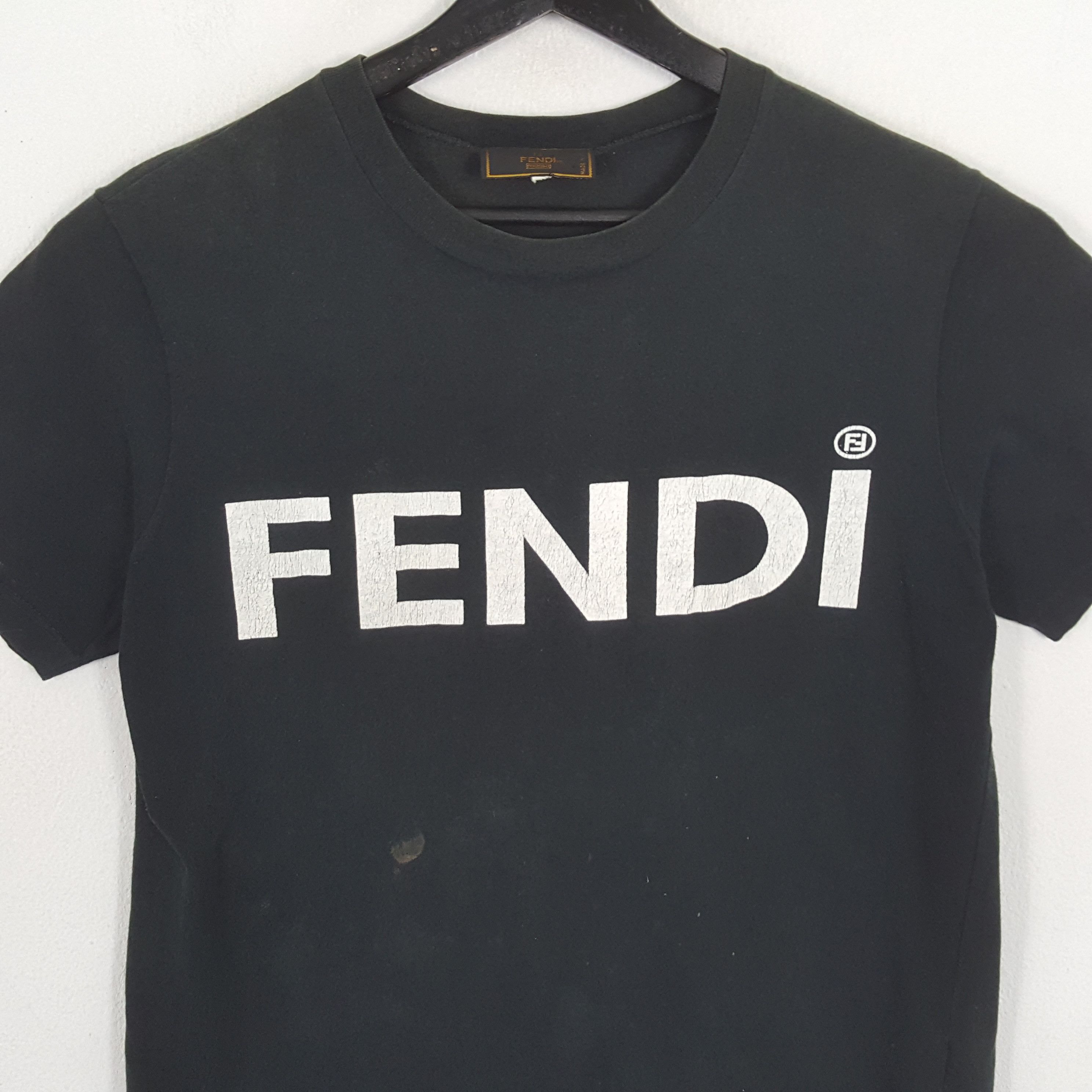 Fendi × Vintage FENDI Luxury Brand Spellout Design Tshirt Size US M / EU 48-50 / 2 - 2 Thumbnail