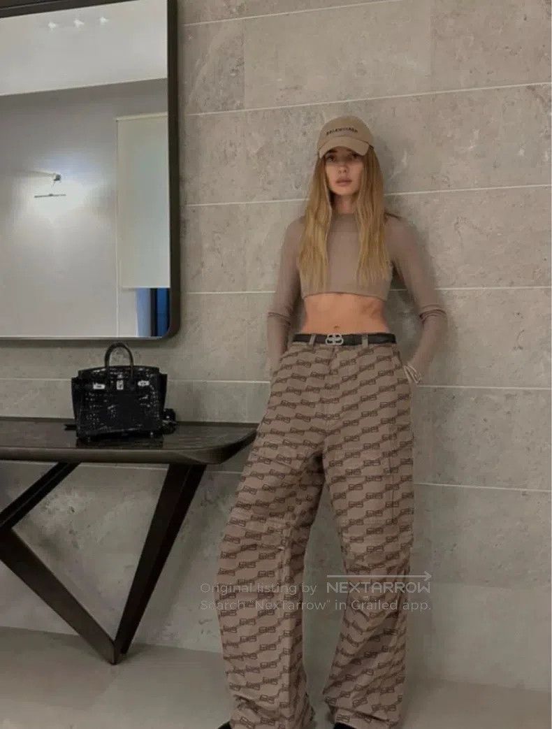 Balenciaga Balenciaga size XS Interwoven Letter Print Casual Brown Kh Size US 27 - 8 Thumbnail