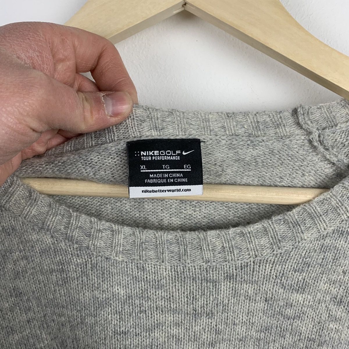 Nike Vintage Nike Swoosh Wool Sweater Gray Size XL Long Sleeve Size US XL / EU 56 / 4 - 7 Thumbnail