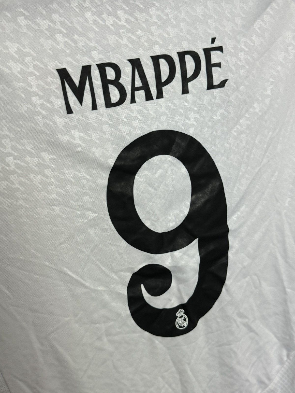 Adidas KIDS Real Madrid 24/25 Home Mbappe Football Jersey T-Shirt Size US XS / EU 42 / 0 - 3 Thumbnail