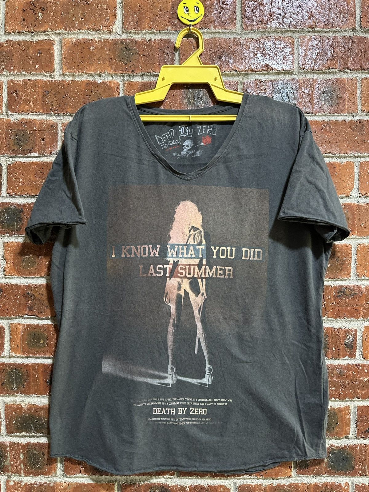 Expert Horror Vintage I Know What You Did Last Summer Faded Tee Size US XL / EU 56 / 4 - 1 Thumbnail