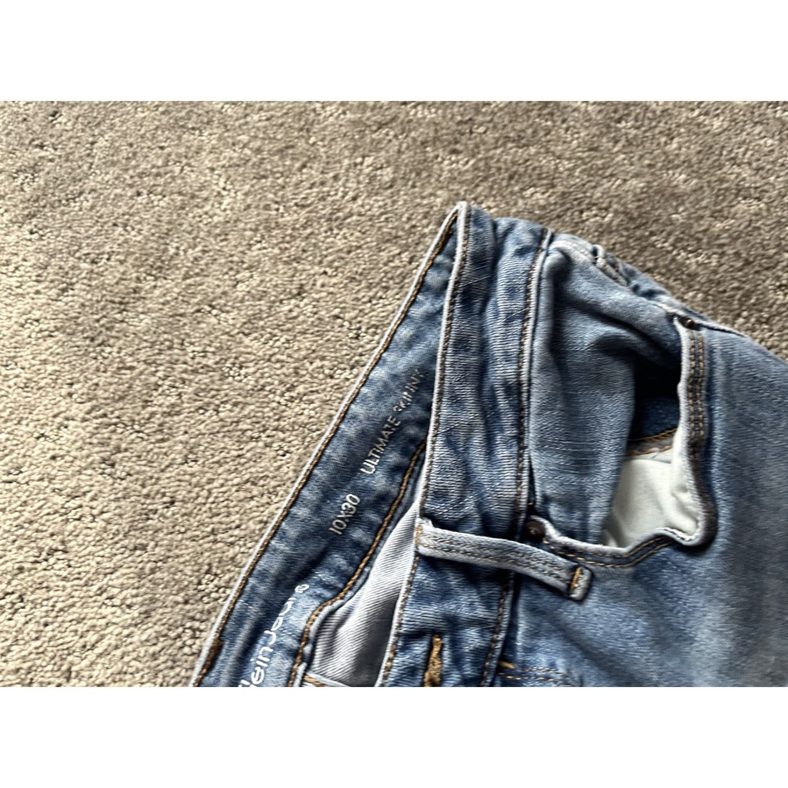 Vintage Calvin Klein Jeans Women's Ultimate Skinny Jeans Size 10 Dark Wash Blue Embroidered Size 32" / US 10 / IT 46 - 6 Thumbnail