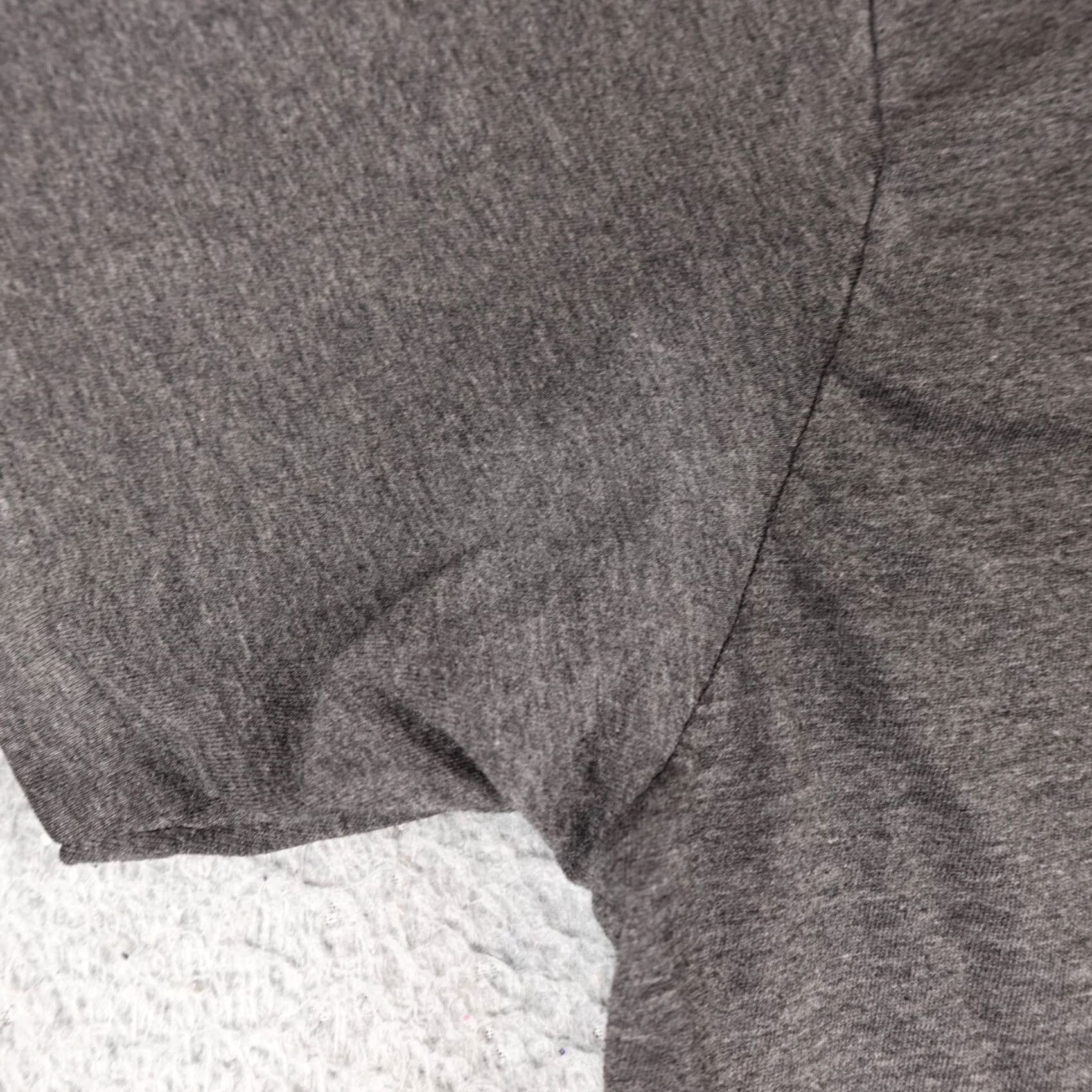Nike VINTAGE Nike Shirt Mens L Gray Short Sleeve Performance Short Sleeve Y2K Size US L / EU 52-54 / 3 - 7 Thumbnail