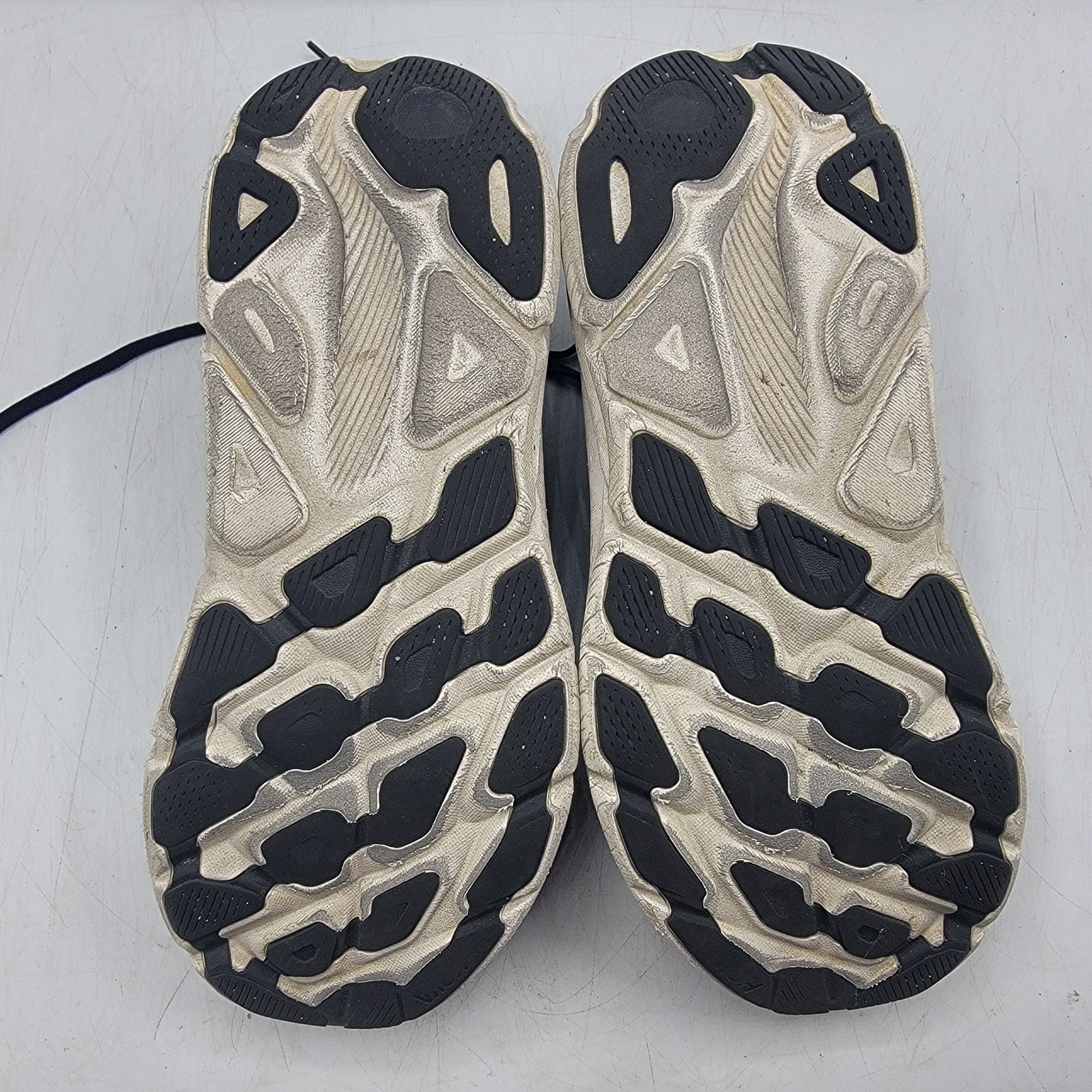 Hoka Hoka One One Clifton 9 Womens 9 B Black Running Shoes Athlet Size US 9 / IT 39 - 7 Thumbnail