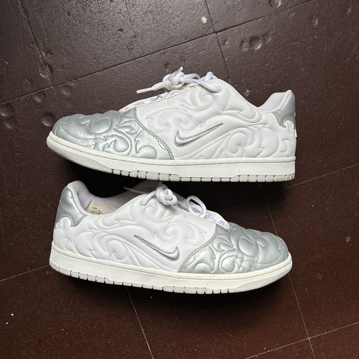 Vintage 2003 NIKE DUNK CAMPU FC SILVER sb doom kith utura heineken Size US 11.5 / EU 44-45 - 2 Thumbnail